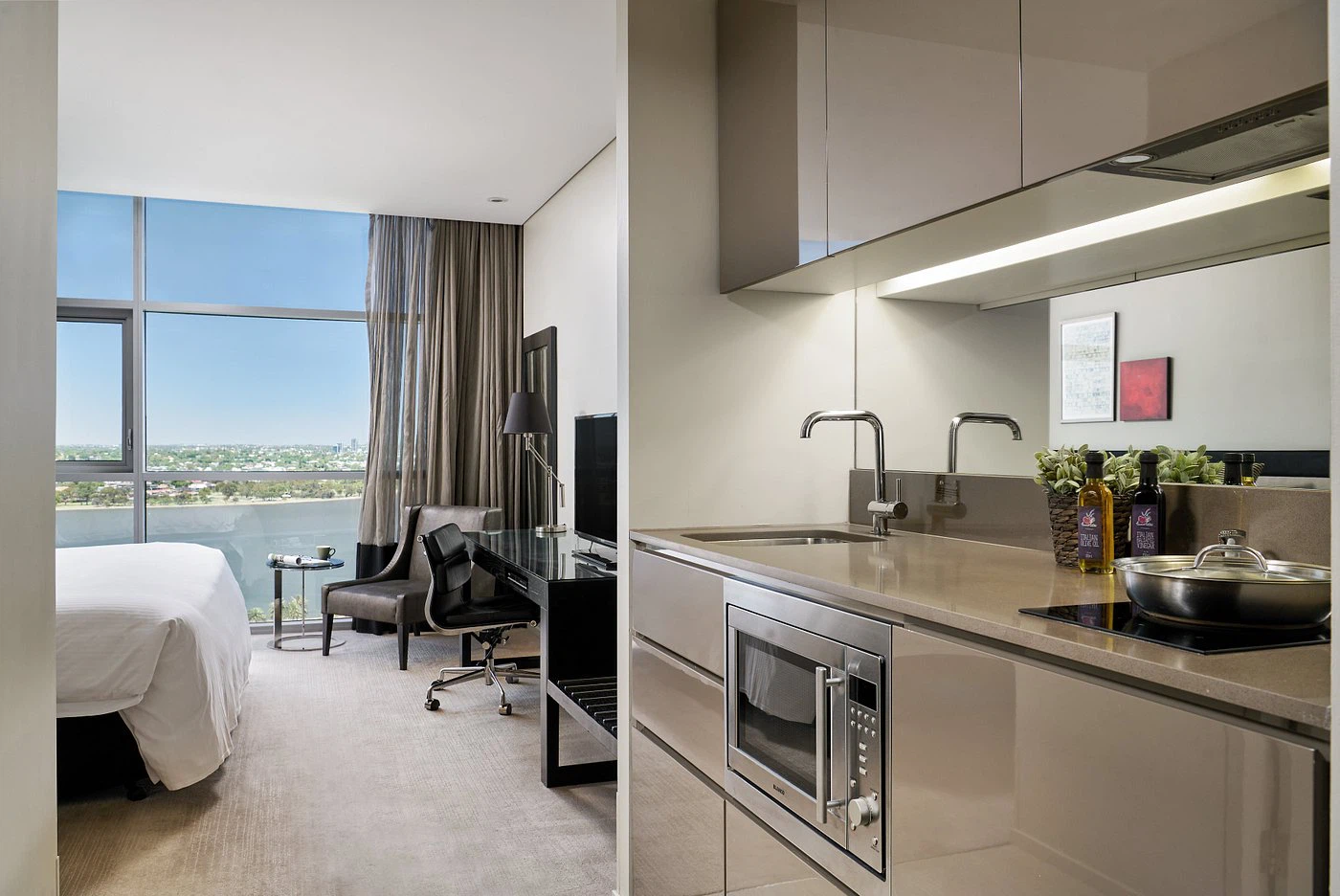 Fraser Suites Perth-Daviana Group Fraser Suites Perth-Daviana Group