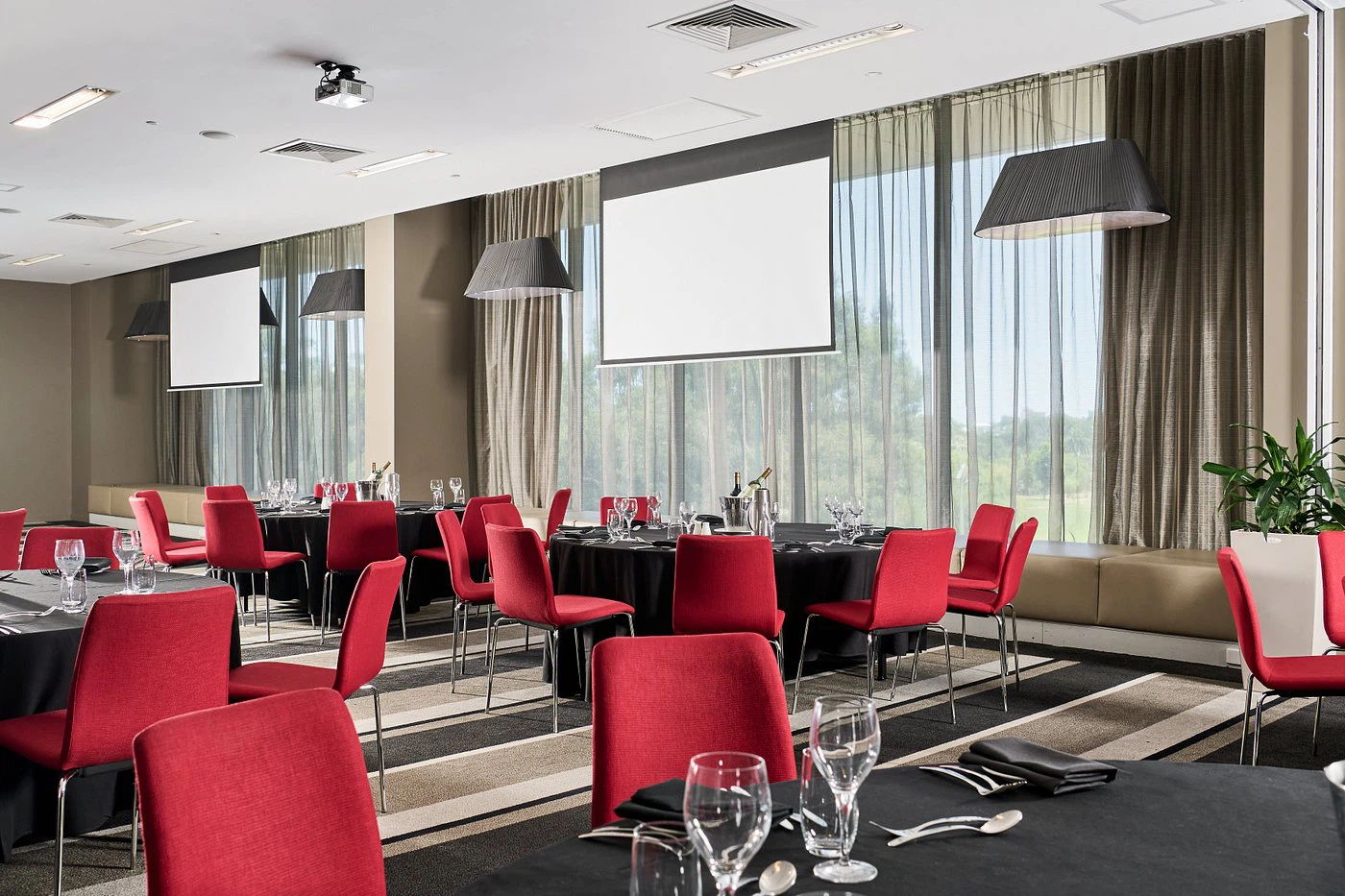 Fraser Suites Perth-Daviana Group Fraser Suites Perth-Daviana Group