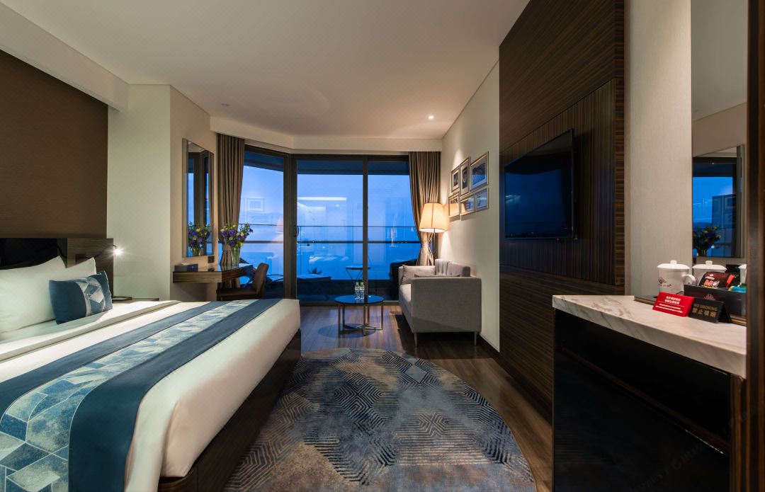 Queen International Hotel, Nha Trang, Vietnam-Daviana Group Queen International Hotel, Nha Trang, Vietnam-Daviana Group