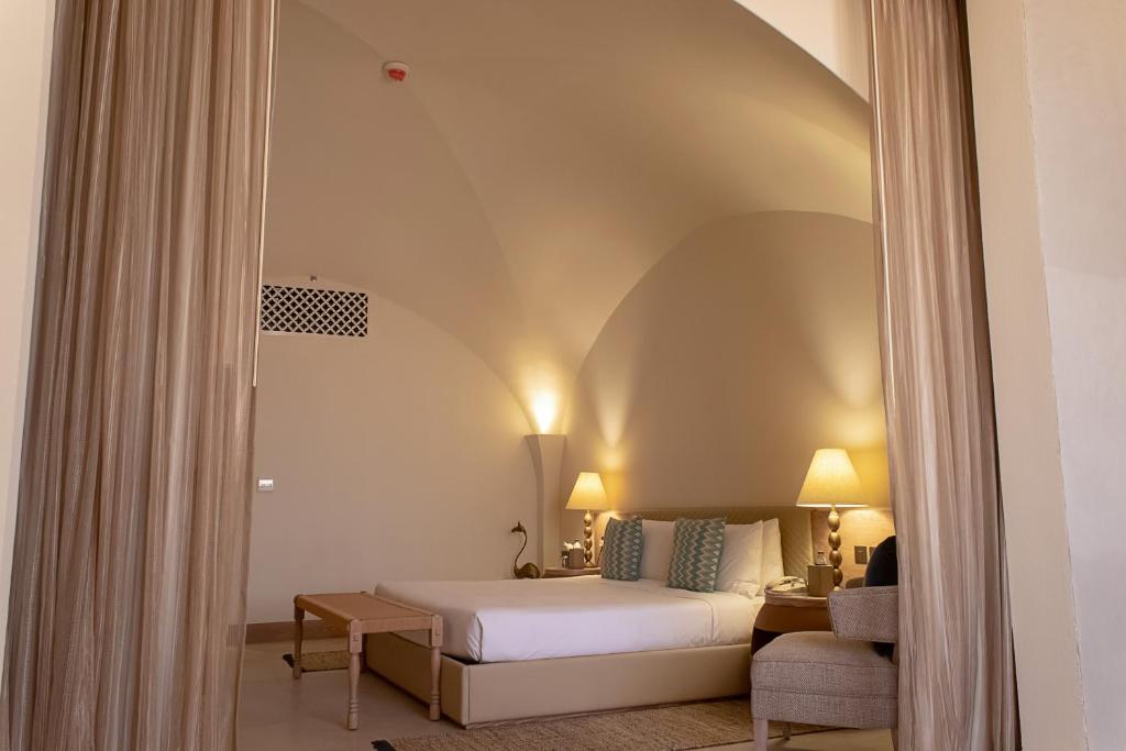 liwa Hotel-Daviana Group liwa Hotel-Daviana Group
