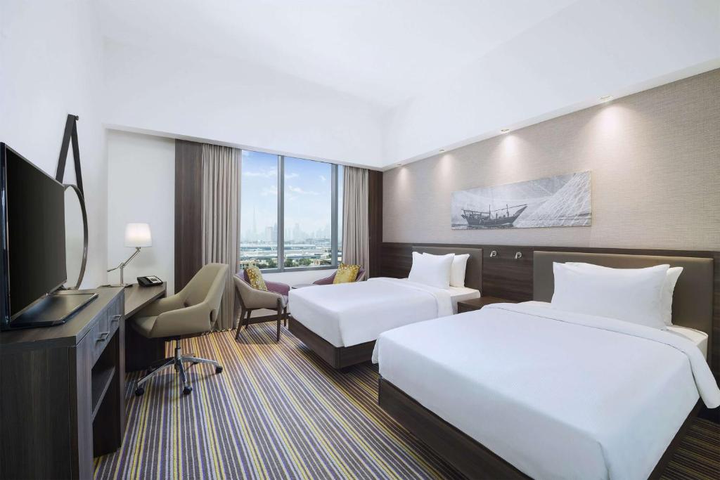 Hampton by Hilton-Daviana Group
