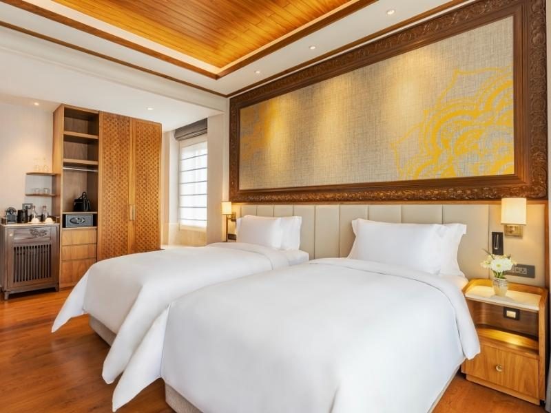 Dusit Thani Himalayan-Daviana Group Dusit Thani Himalayan-Daviana Group
