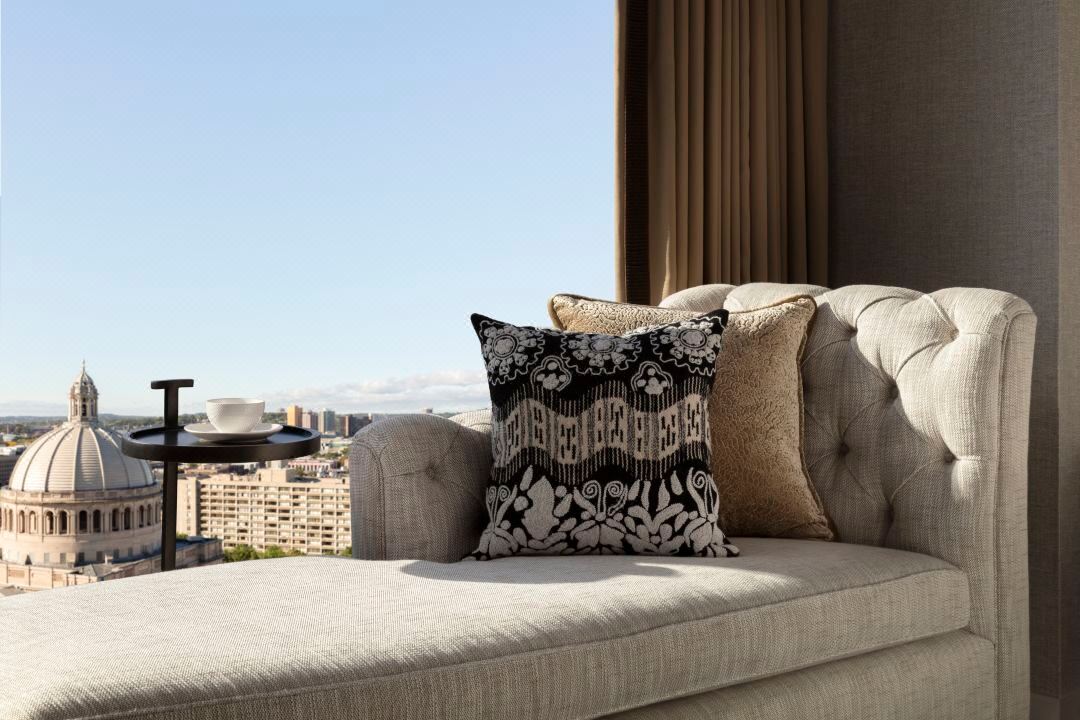 Four Seasons Hotel One Dalton Street, Boston-Daviana Group Four Seasons Hotel One Dalton Street, Boston-Daviana Group