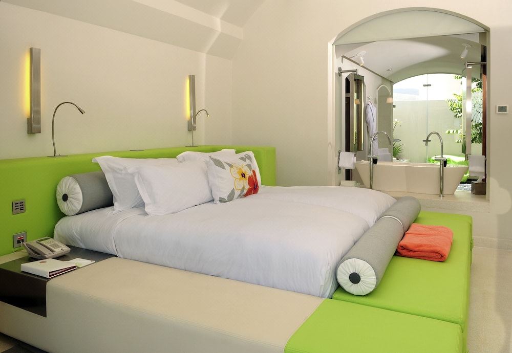 SO Sofitel Mauritius-Daviana Group SO Sofitel Mauritius-Daviana Group