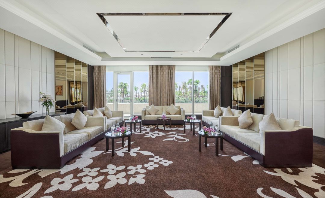 Waldorf Astoria Hotel Palm Jumeirah-Daviana Group Waldorf Astoria Hotel Palm Jumeirah-Daviana Group