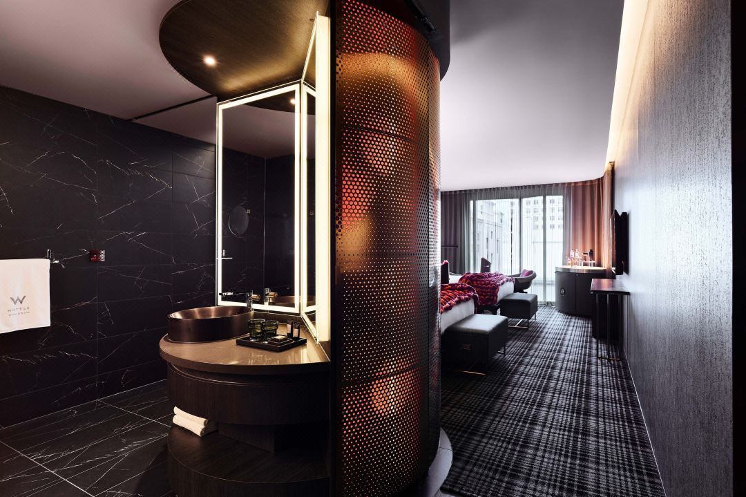 W Melbourne-Daviana Group W Melbourne-Daviana Group