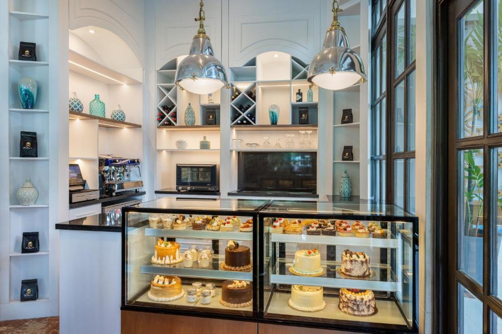 The InterContinental Miramar Hotel-Daviana Group