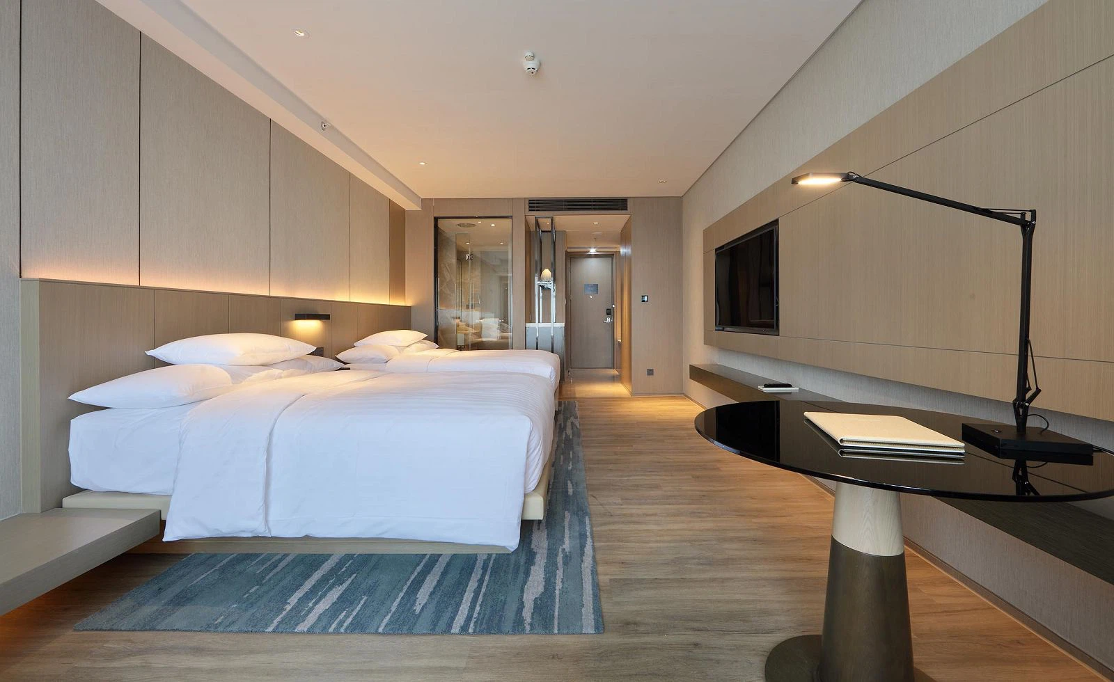 Courtyard Hotel-Daviana Group Courtyard Hotel-Daviana Group