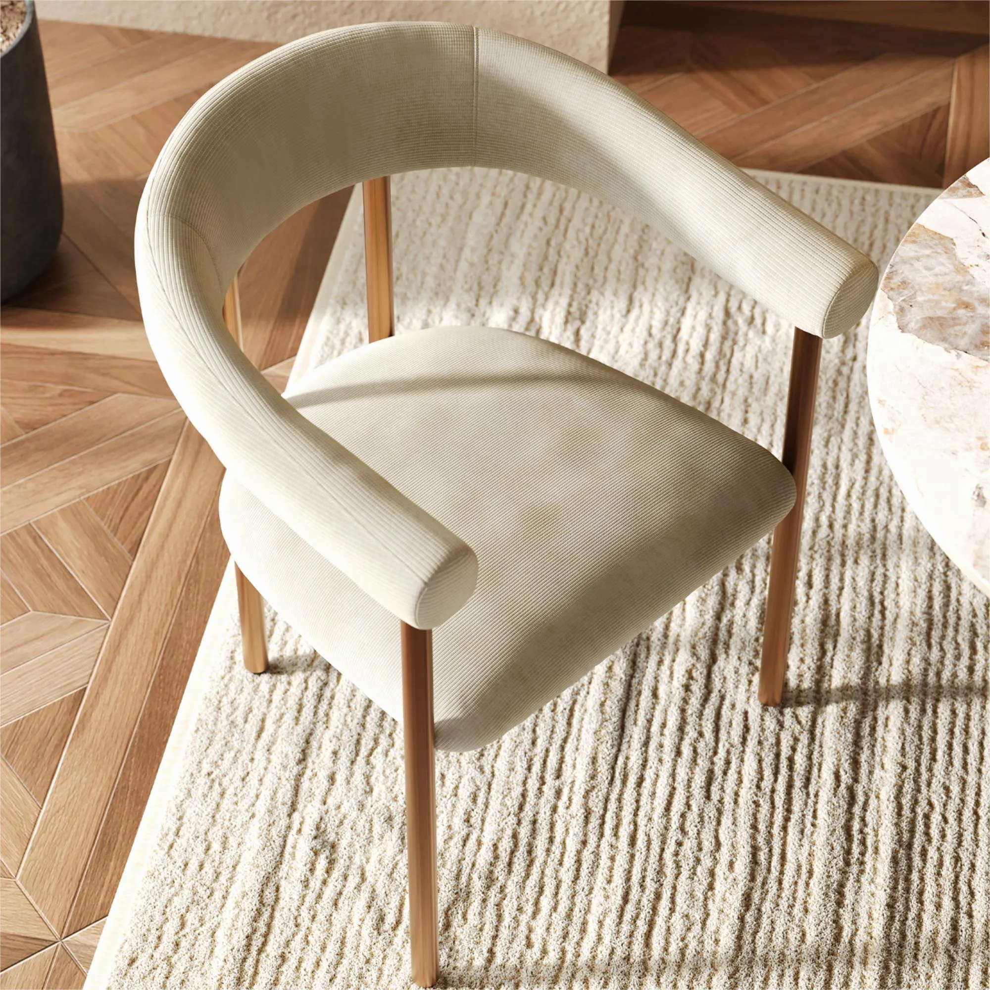 Modern Upholstered Armrest Dining Chair Modern Upholstered Armrest Dining Chair