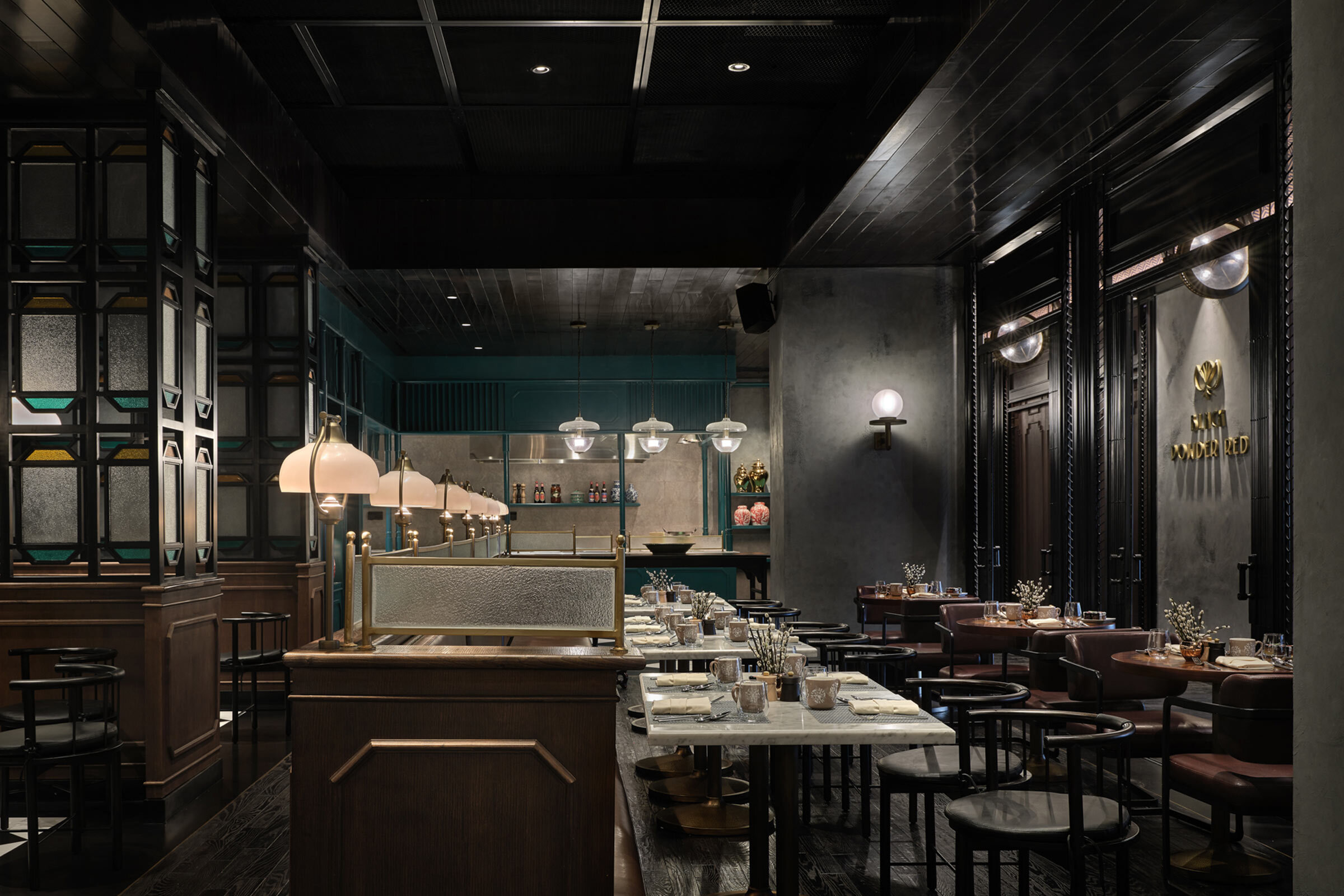 Swissôtel Jakarta Restaurant-Daviana Group Swissôtel Jakarta Restaurant-Daviana Group