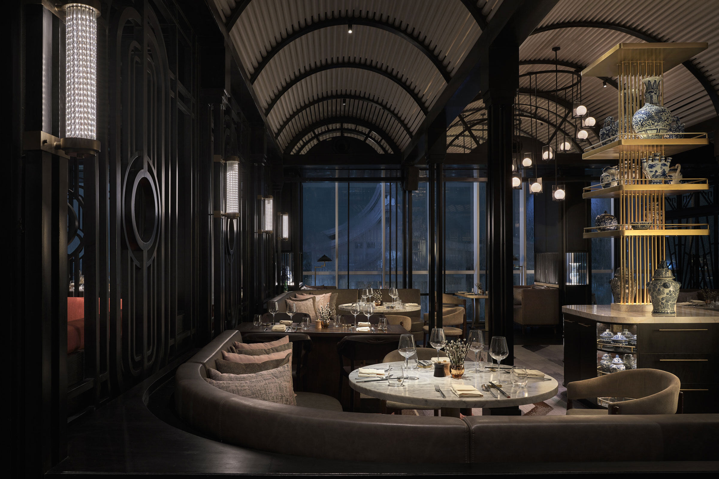 Swissôtel Jakarta Restaurant-Daviana Group Swissôtel Jakarta Restaurant-Daviana Group