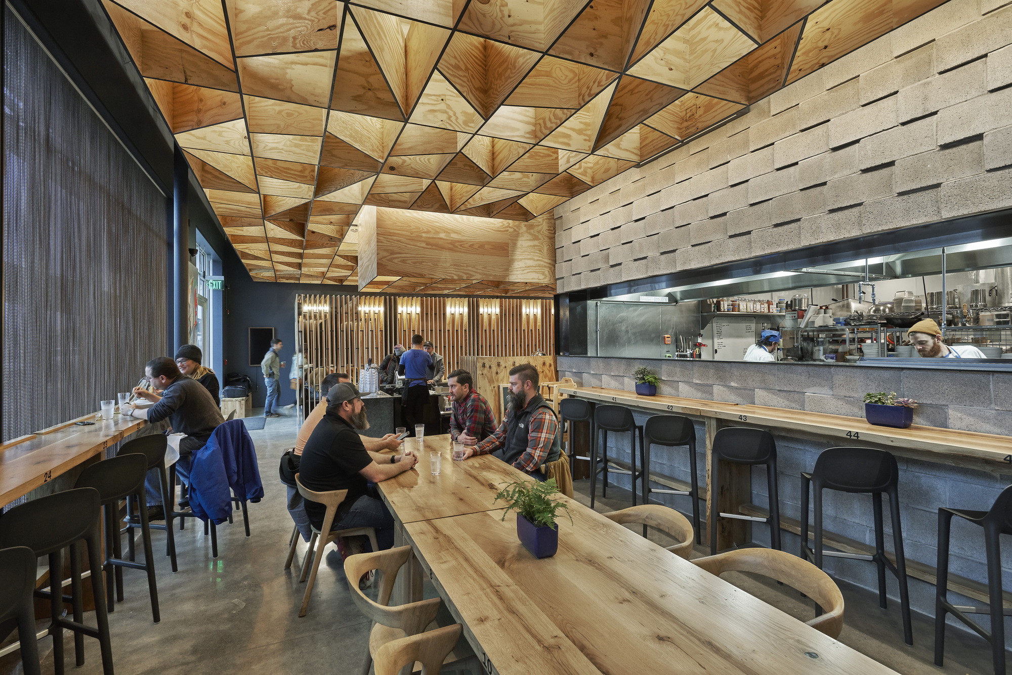 CO-OP Ramen Restaurant-Daviana Group CO-OP Ramen Restaurant-Daviana Group