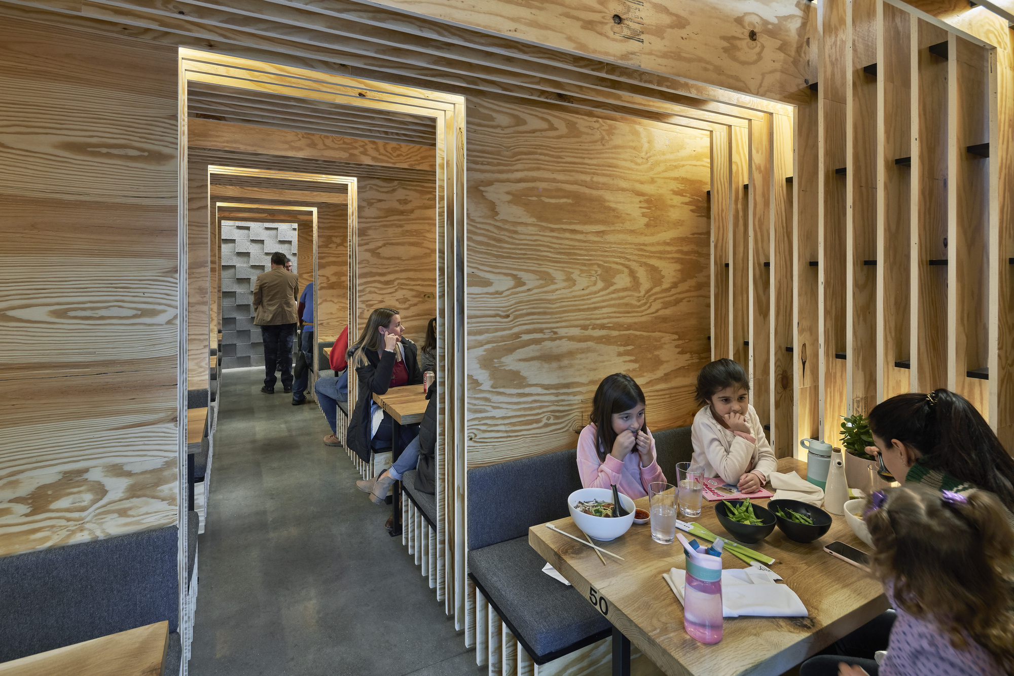 CO-OP Ramen Restaurant-Daviana Group CO-OP Ramen Restaurant-Daviana Group