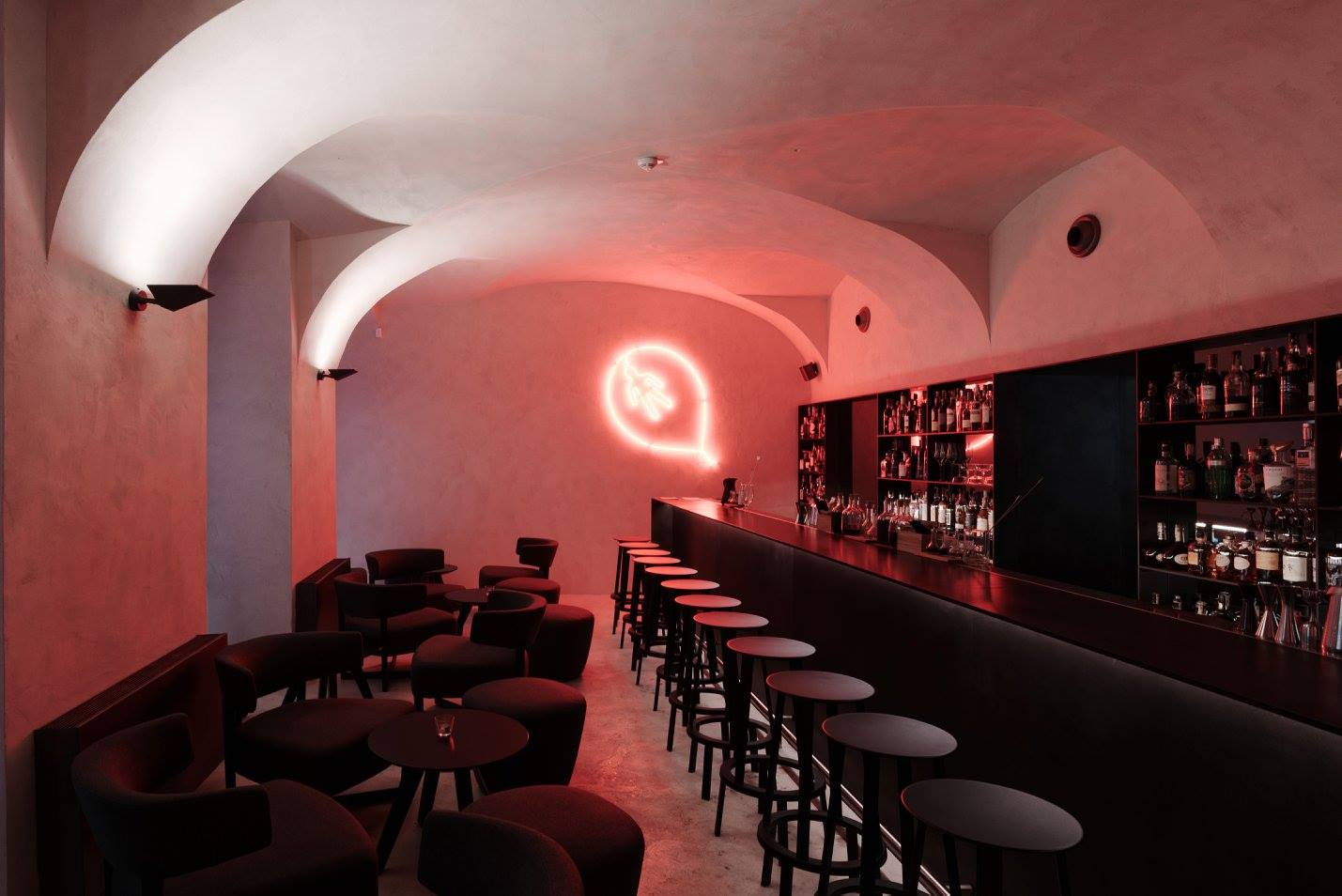 Fach Restaurant-Daviana Group