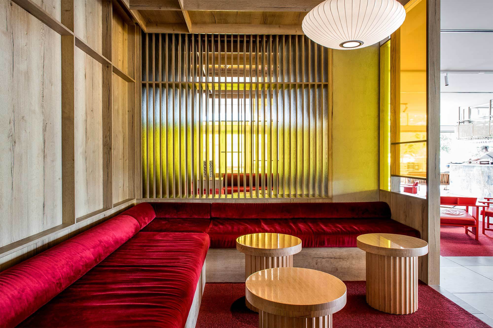 RILEY HOTEL PAPER CRANE RESTAURANT-Daviana Group RILEY HOTEL PAPER CRANE RESTAURANT-Daviana Group