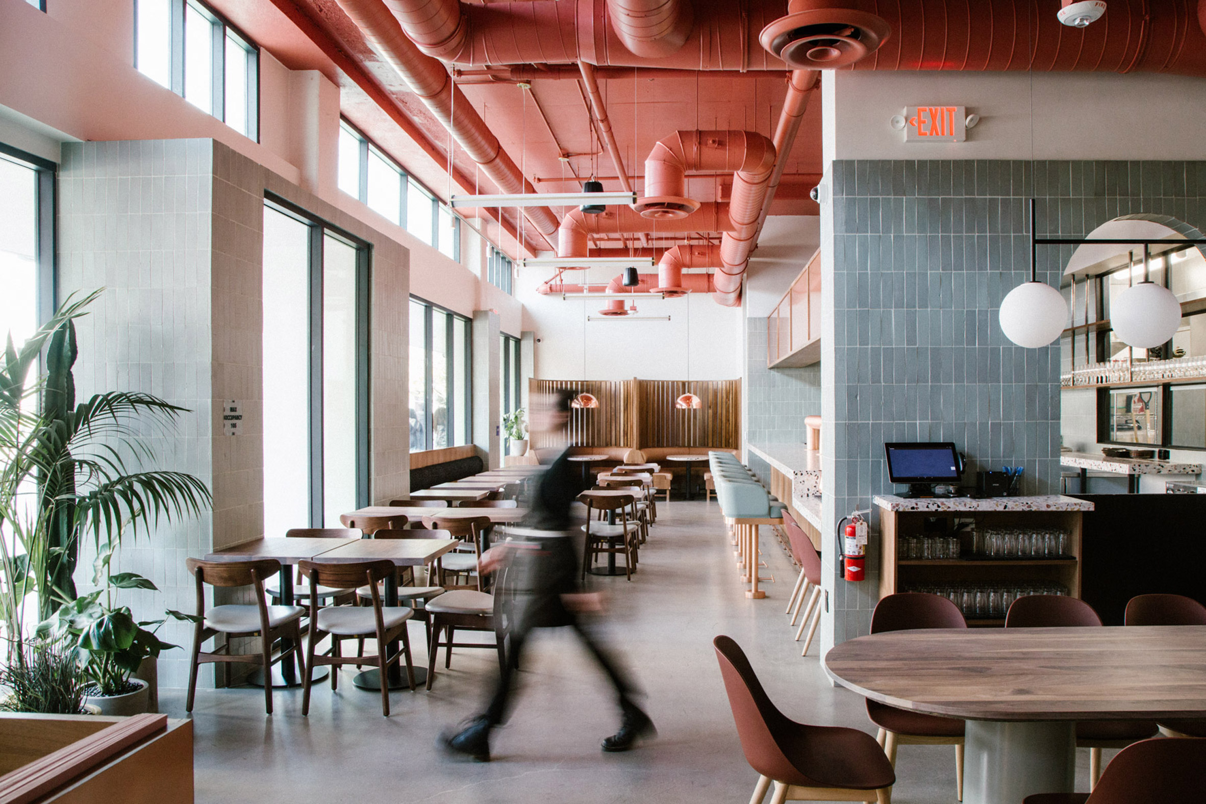 Salted Pig Restaurant-Daviana Group Salted Pig Restaurant-Daviana Group