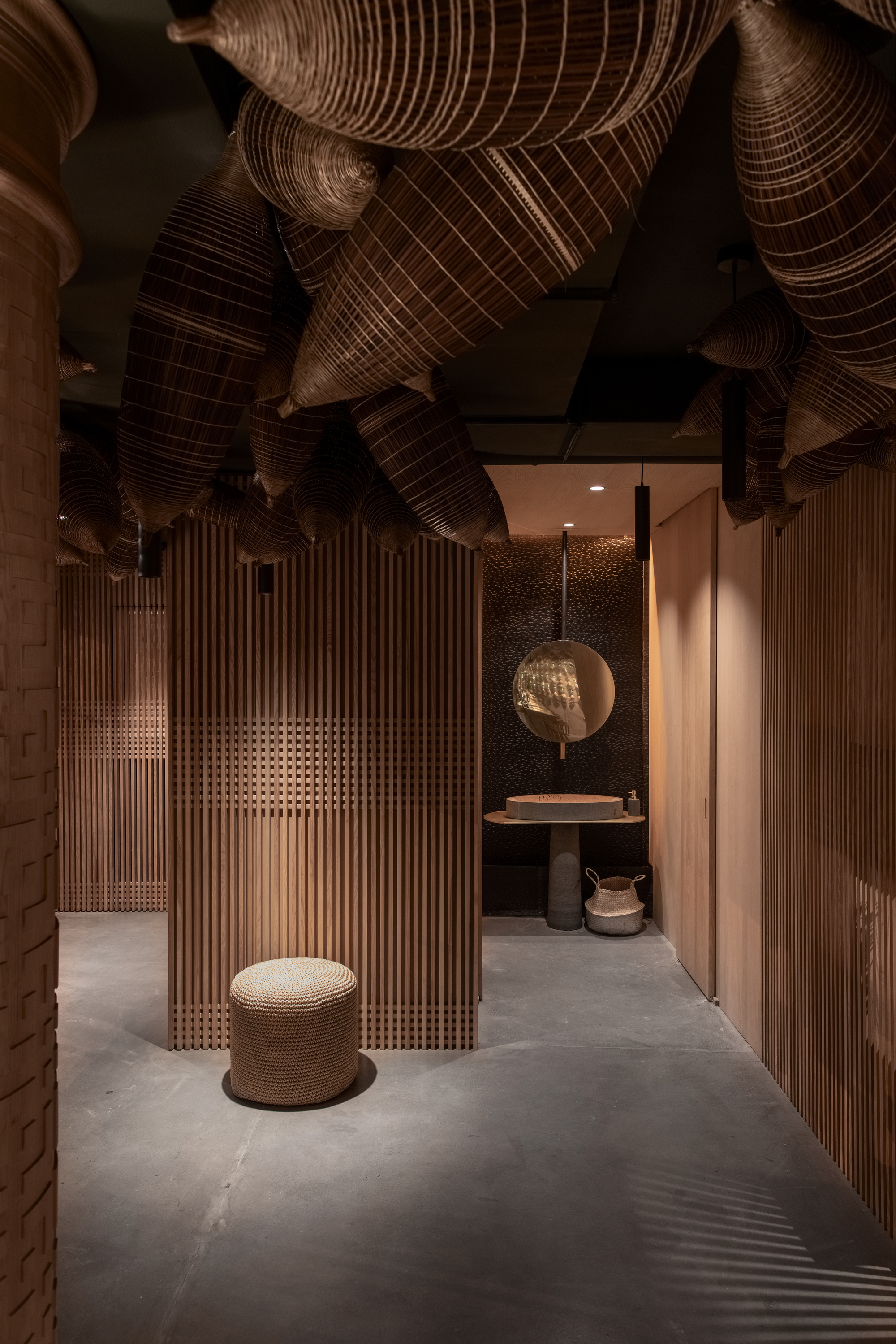 Spicy No Spicy restaurant-Daviana Group Spicy No Spicy restaurant-Daviana Group