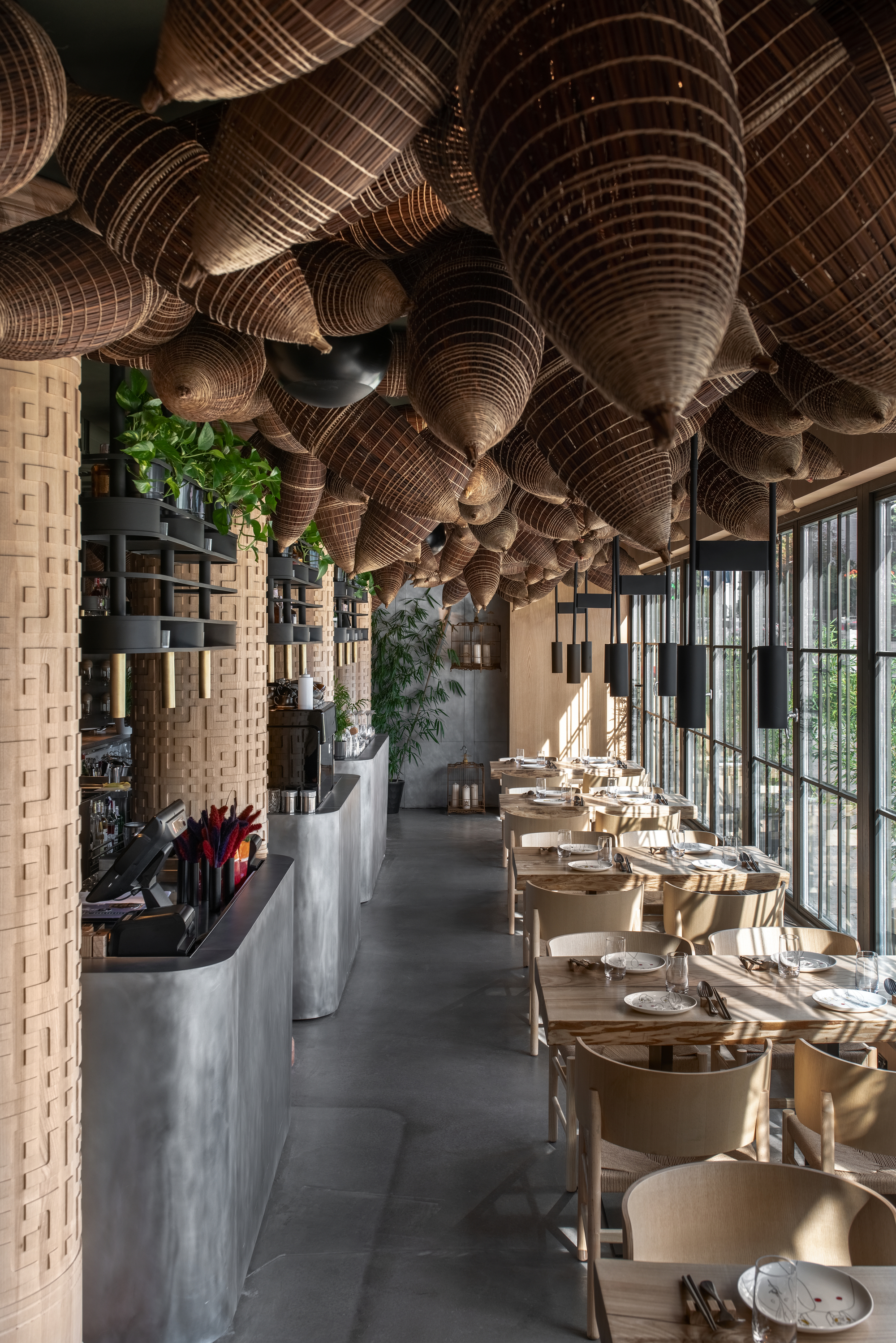 Spicy No Spicy restaurant-Daviana Group Spicy No Spicy restaurant-Daviana Group