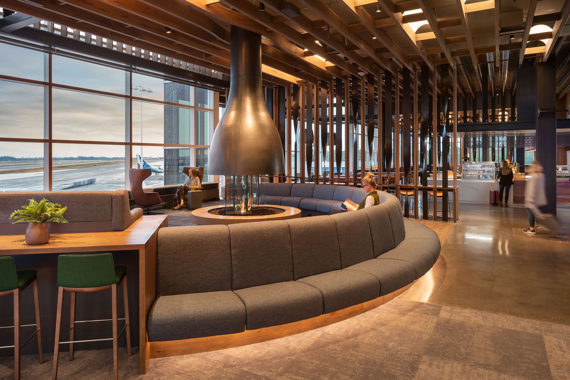 flagship lounge of Alaska Airlines-Daviana Group flagship lounge of Alaska Airlines-Daviana Group