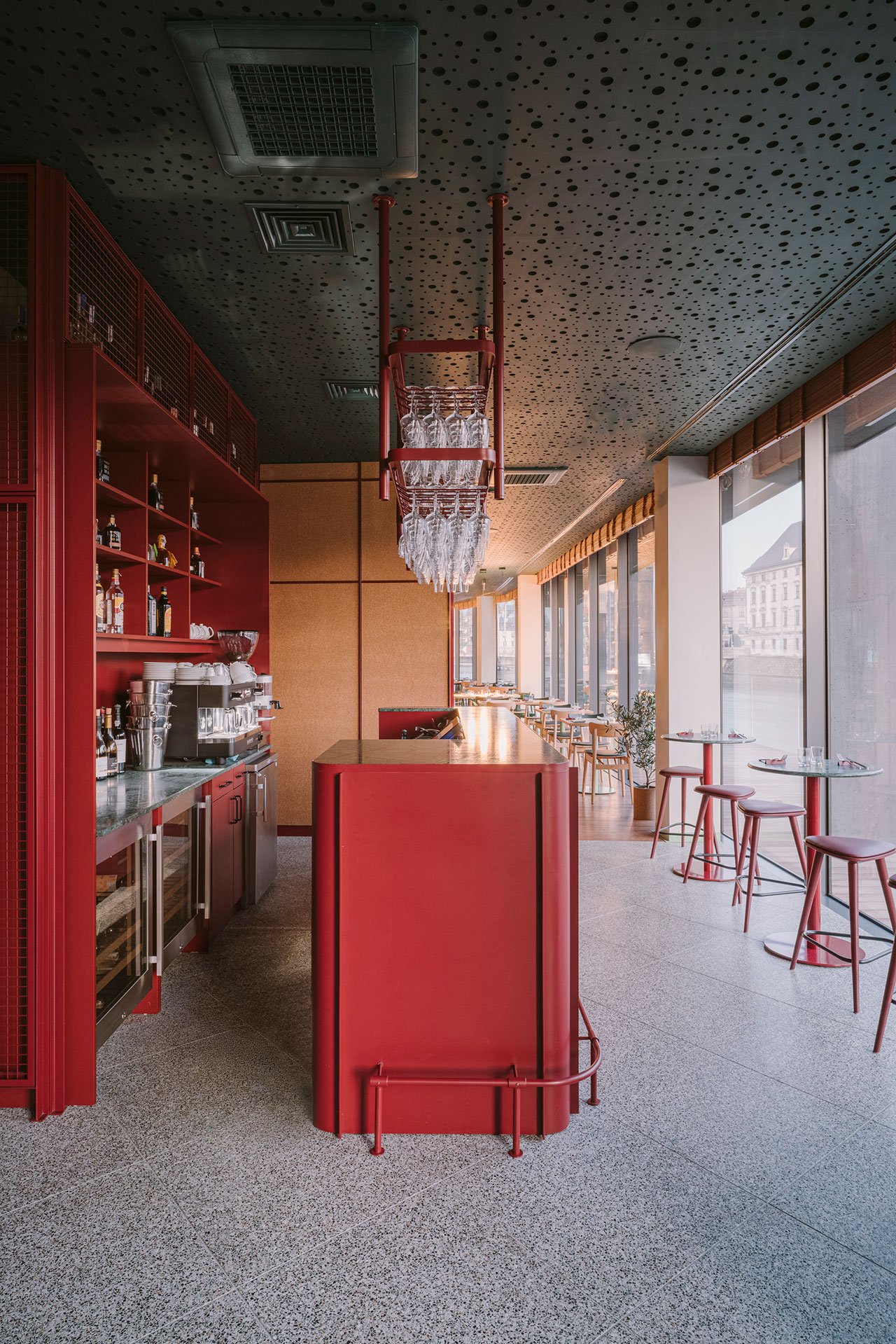 Martim Restaurant-Daviana Group