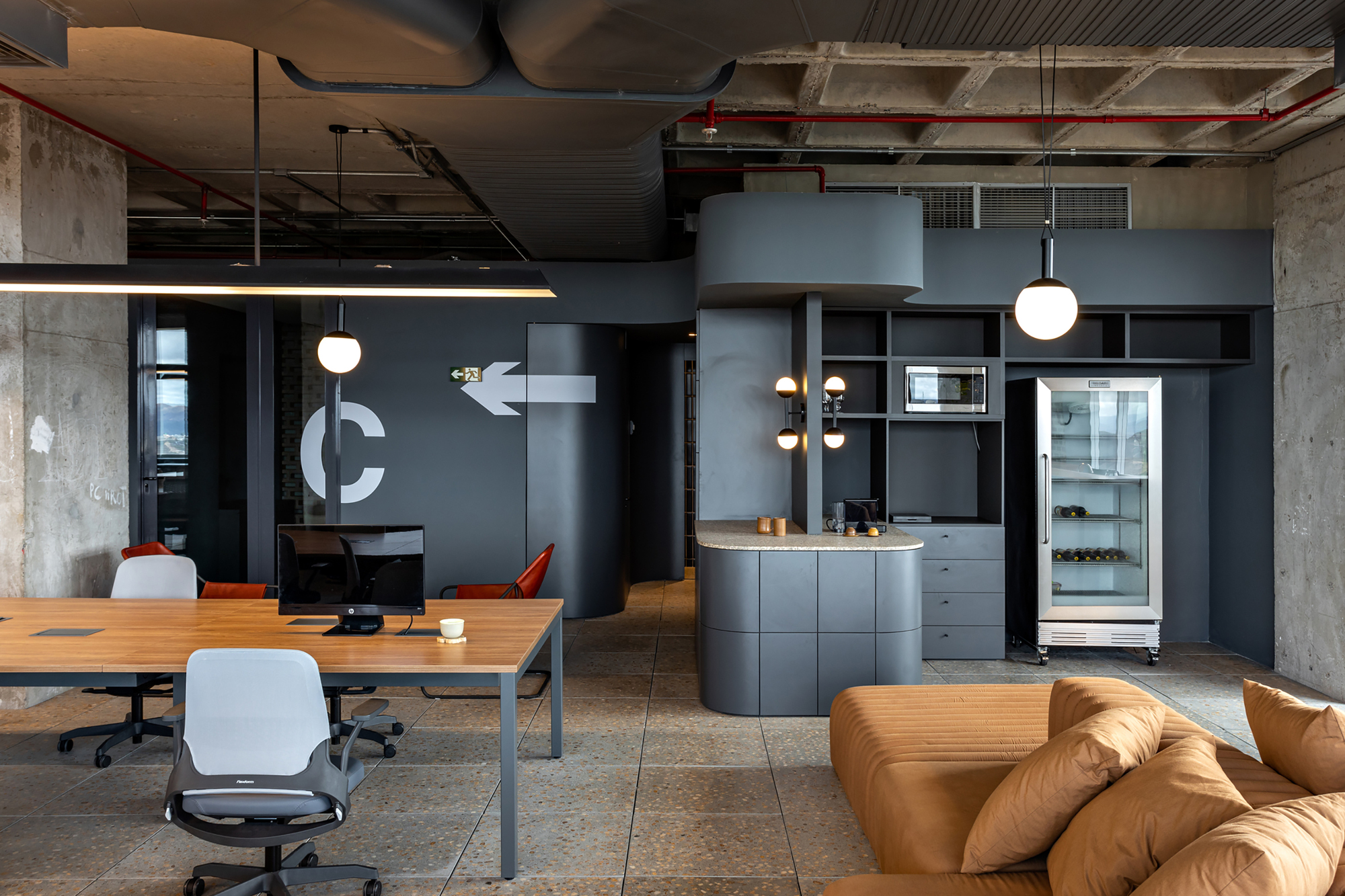 Escritorio ChatPay office-Daviana Group