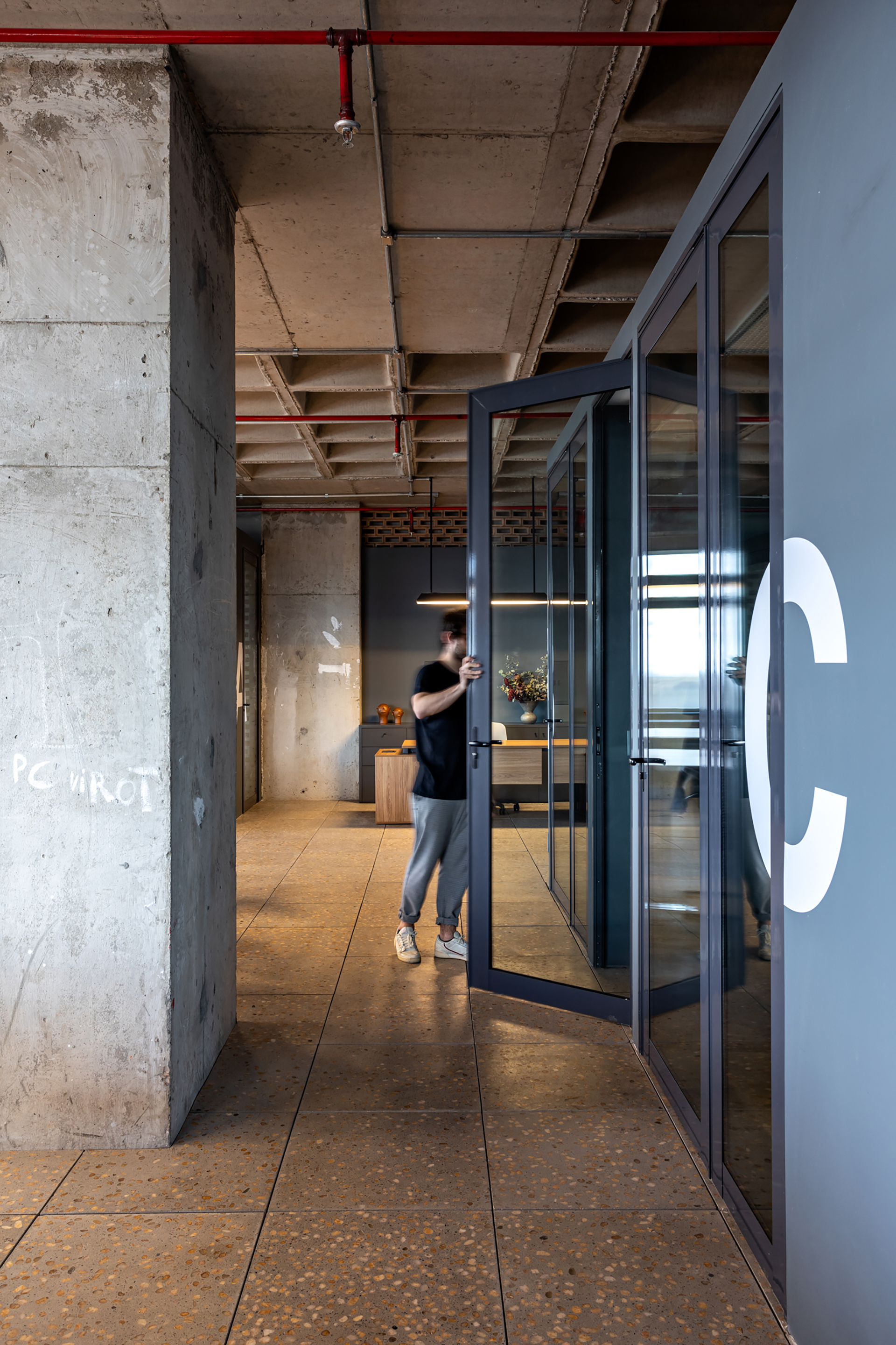 Escritorio ChatPay office-Daviana Group