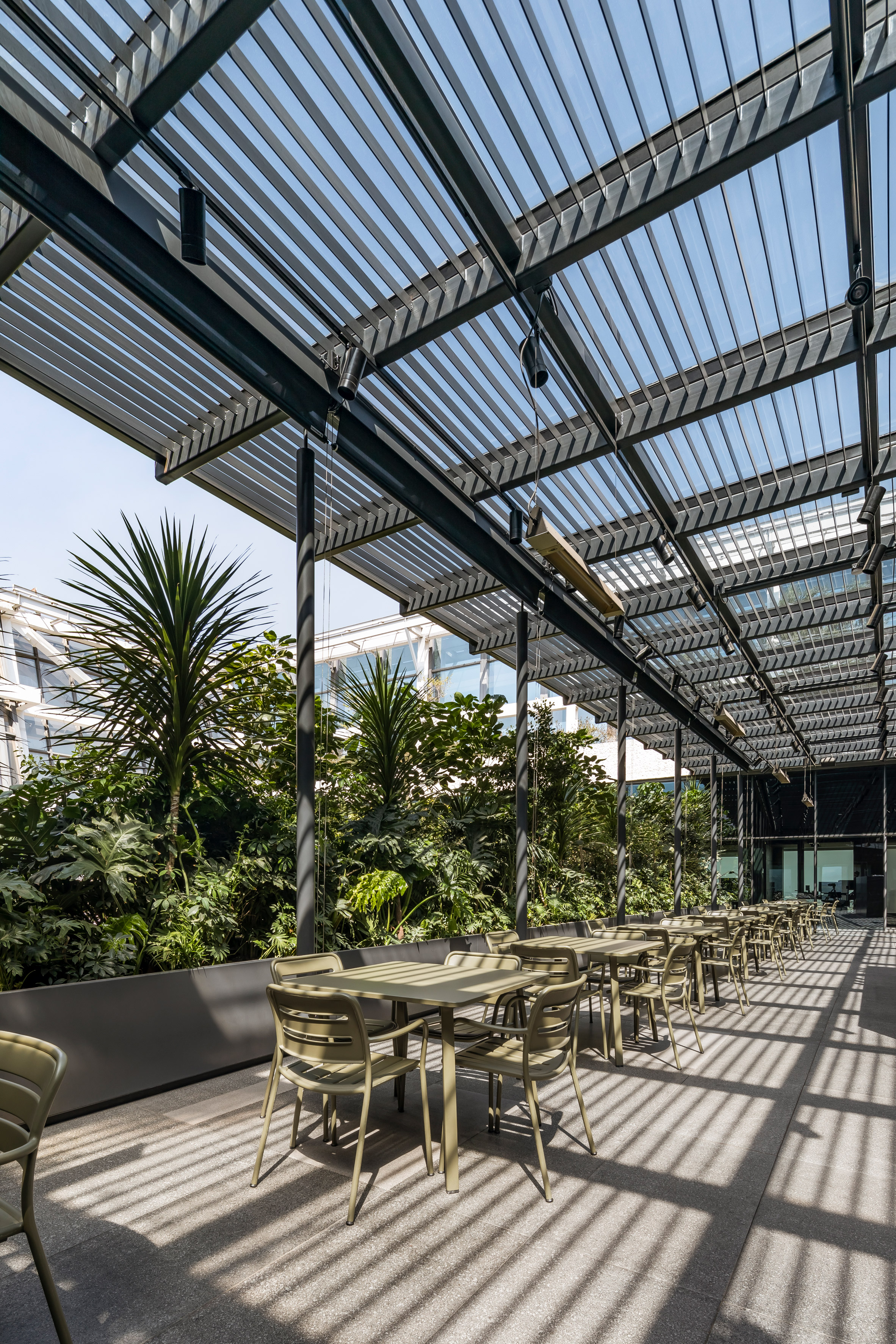 Law Firm Headquarters-Daviana Group Law Firm Headquarters-Daviana Group