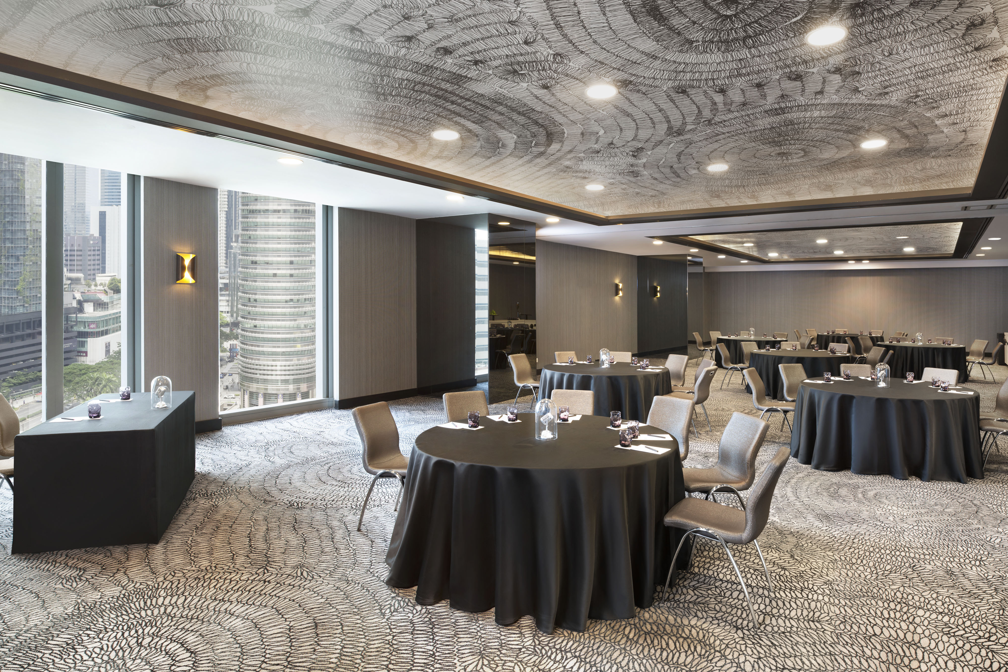 W Kuala Lumpur Hotel-Daviana Group W Kuala Lumpur Hotel-Daviana Group