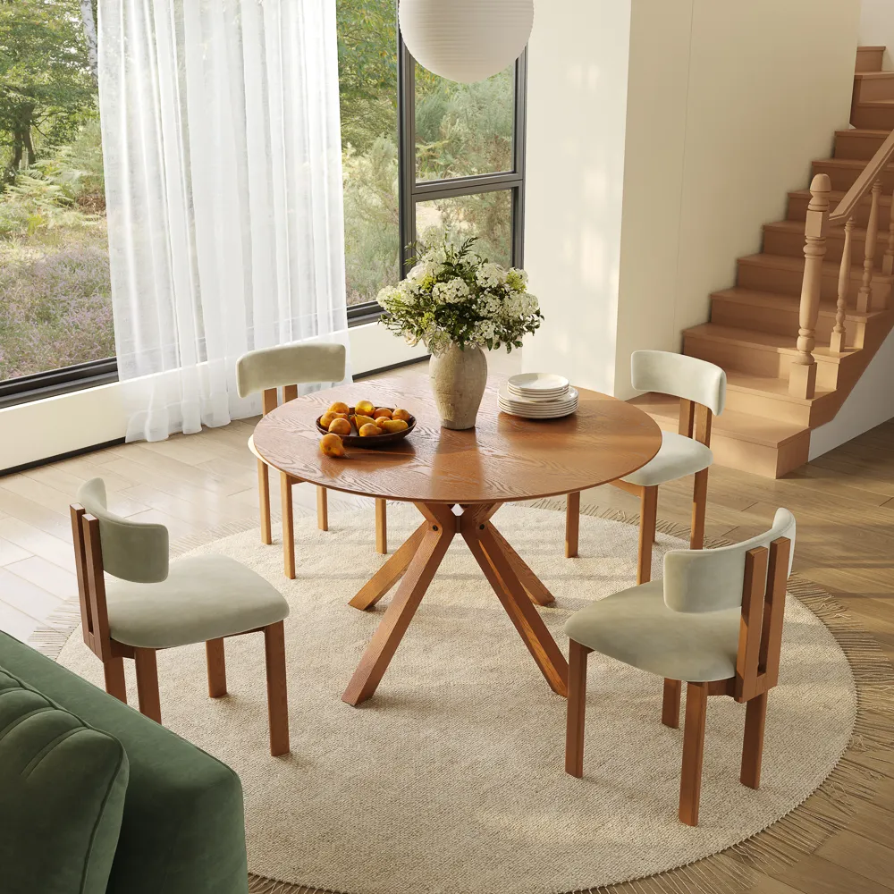 Mid-Century Modern Round Dining Table Mid-Century Modern Round Dining Table