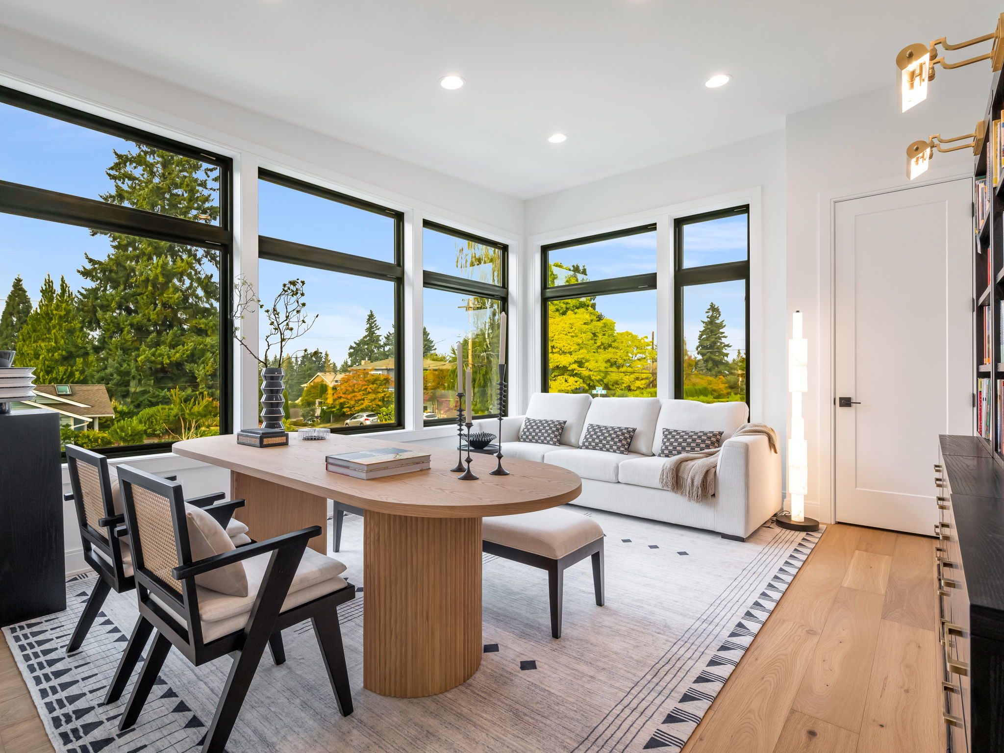 Clyde Hill-Daviana Group Clyde Hill-Daviana Group