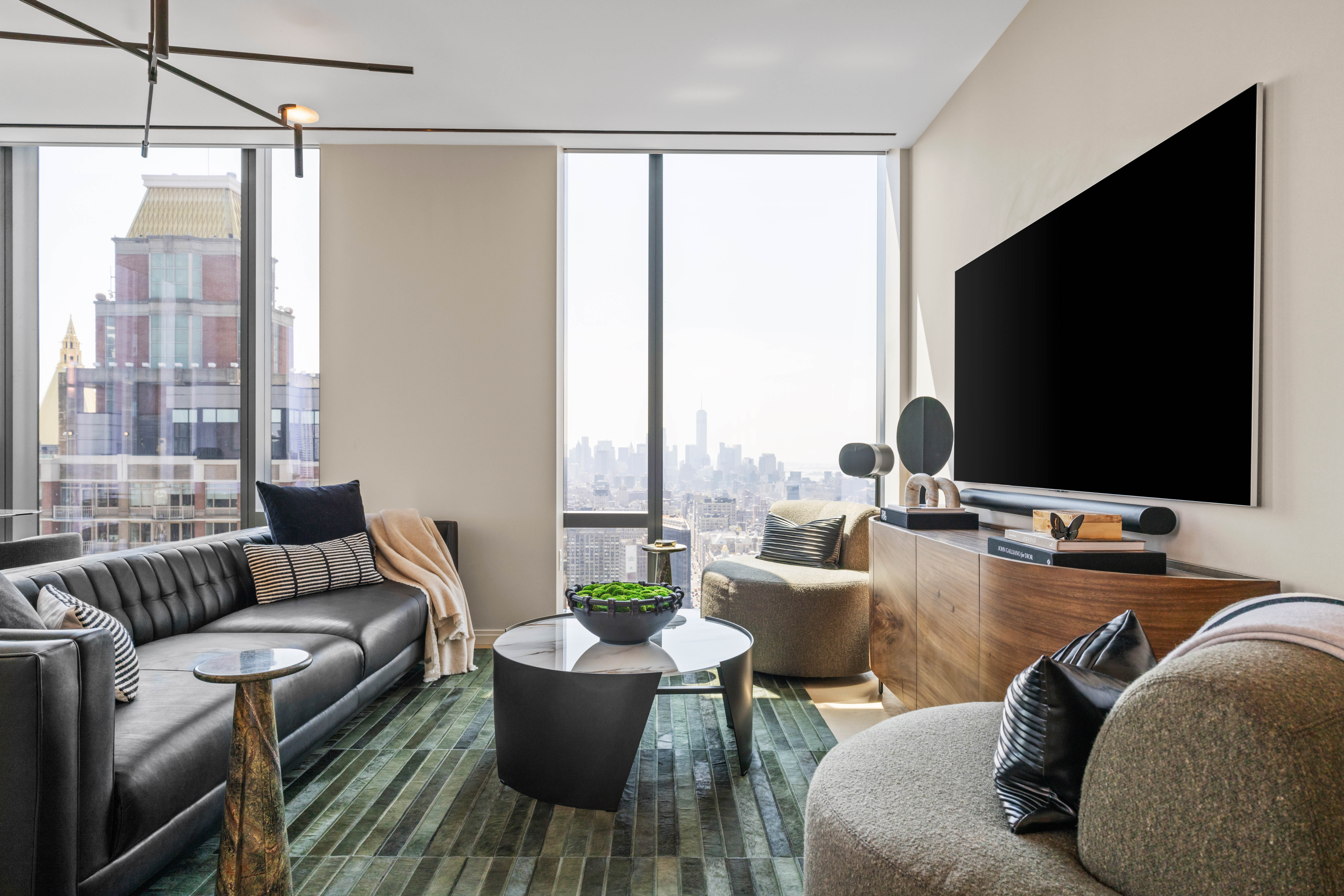 5th Ave | Manhattan-Daviana Group