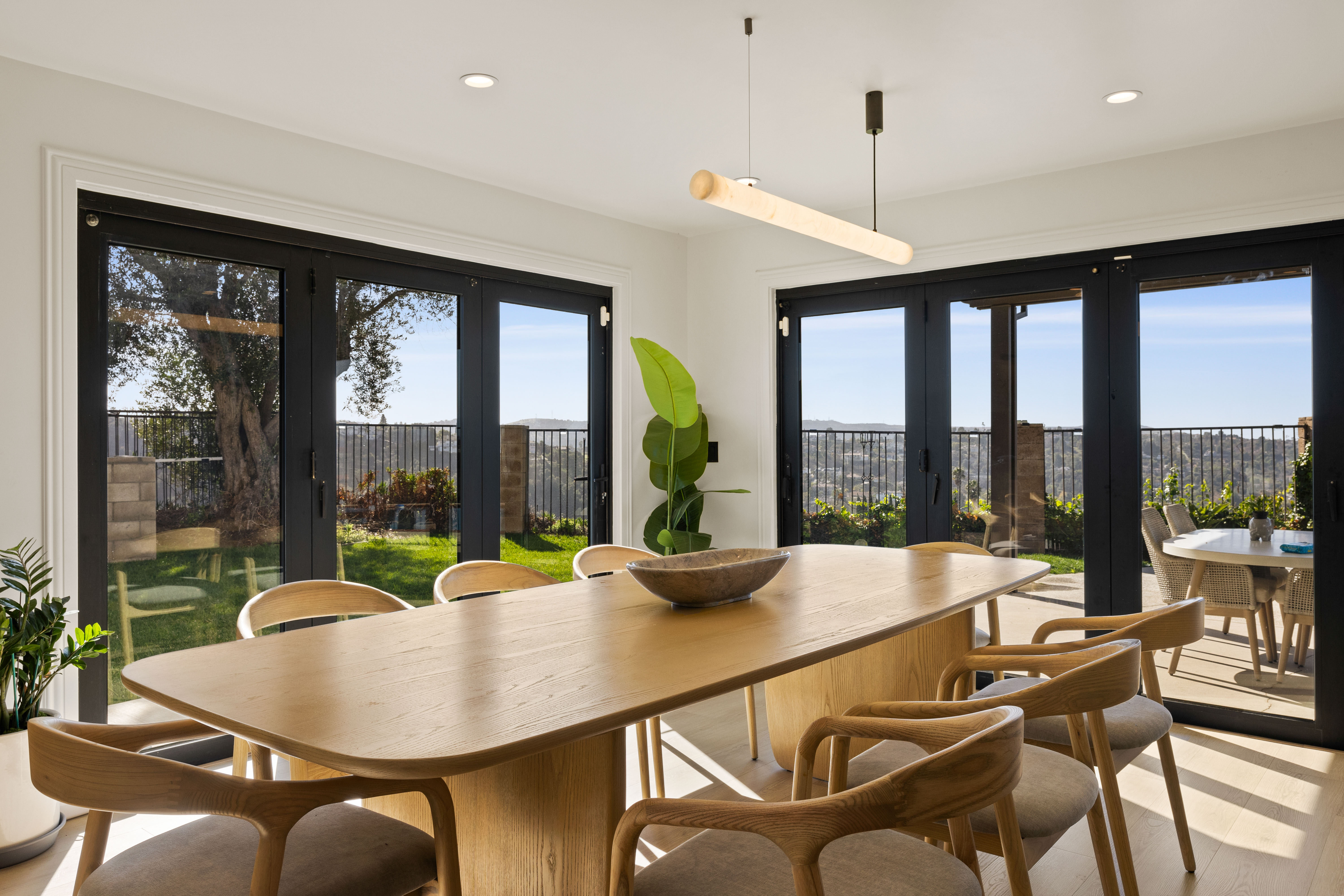 Tolani Ct | Diamond Bar-Daviana Group