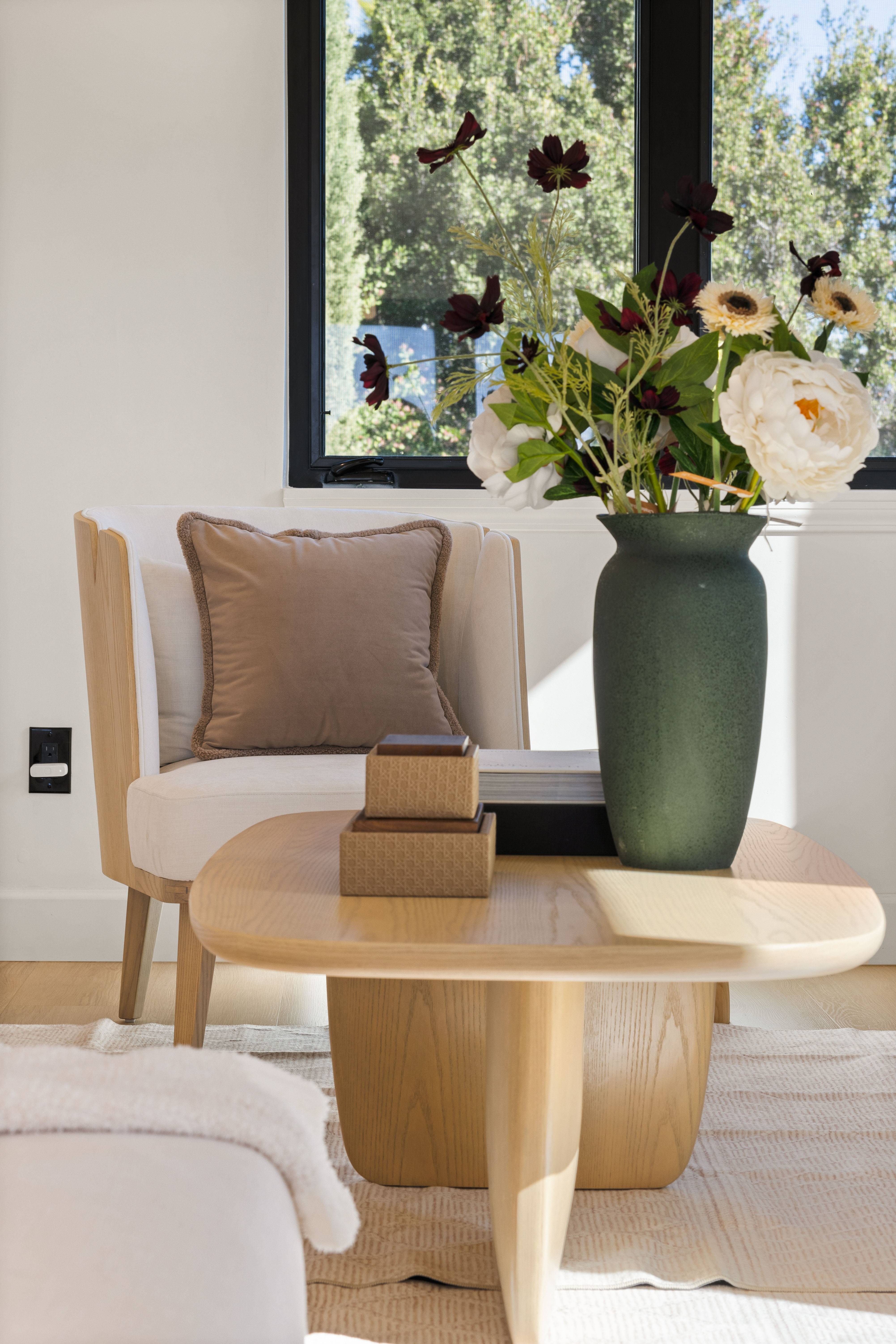 Tolani Ct | Diamond Bar-Daviana Group