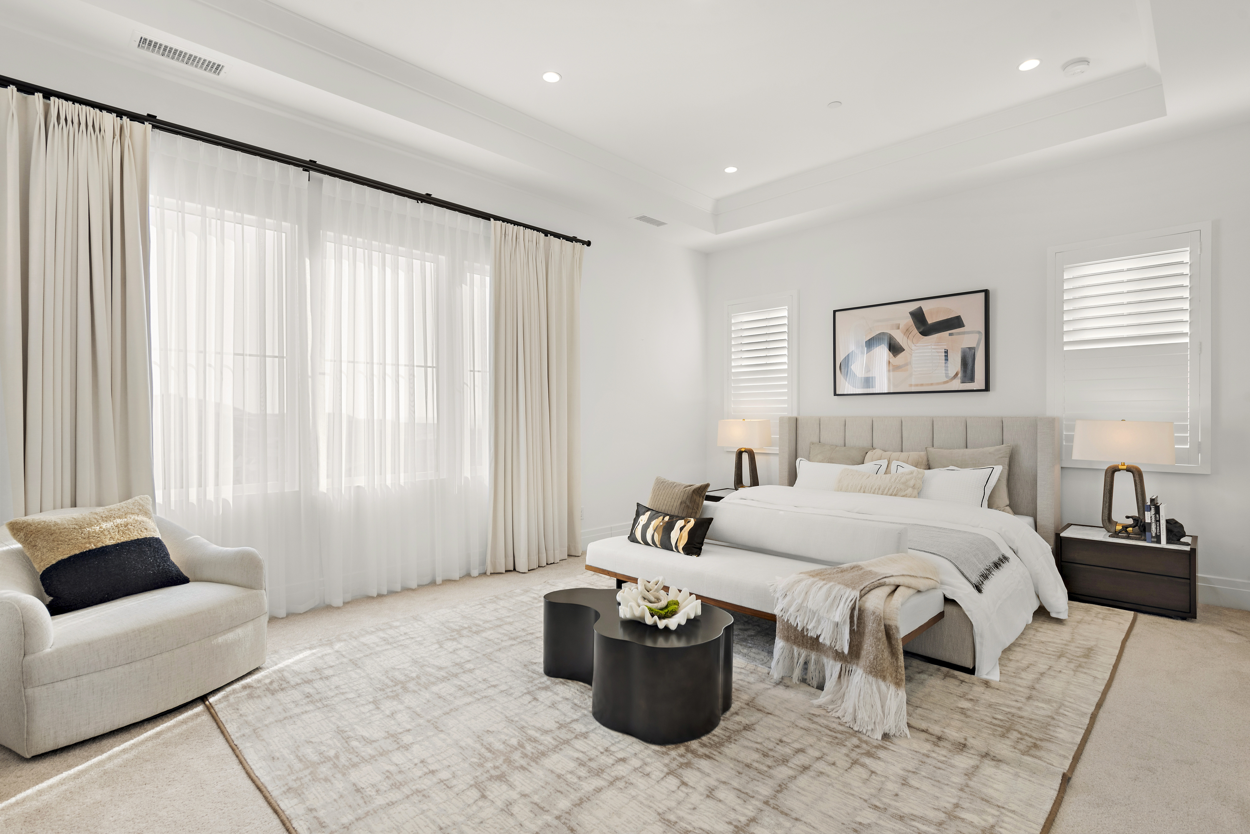 Lustro | Irvine-Daviana Group Lustro | Irvine-Daviana Group