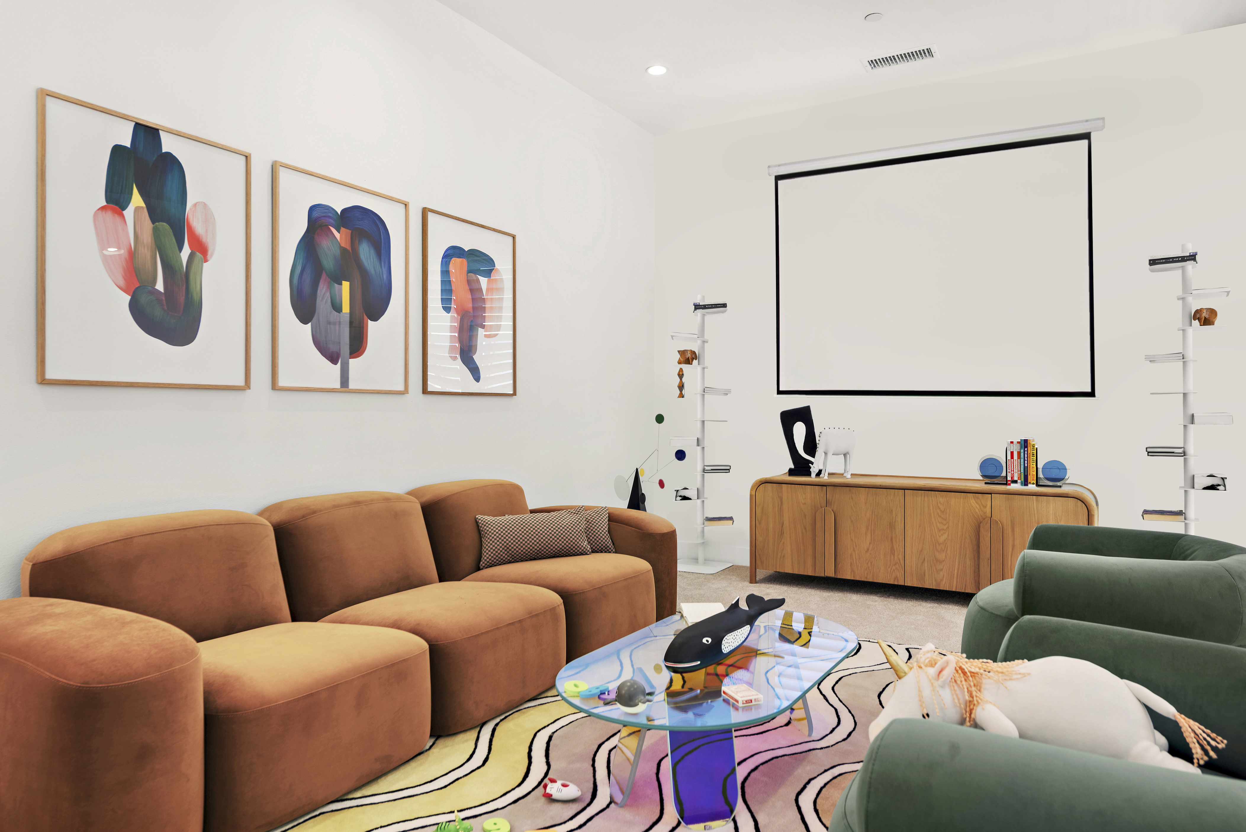 Lustro | Irvine-Daviana Group Lustro | Irvine-Daviana Group