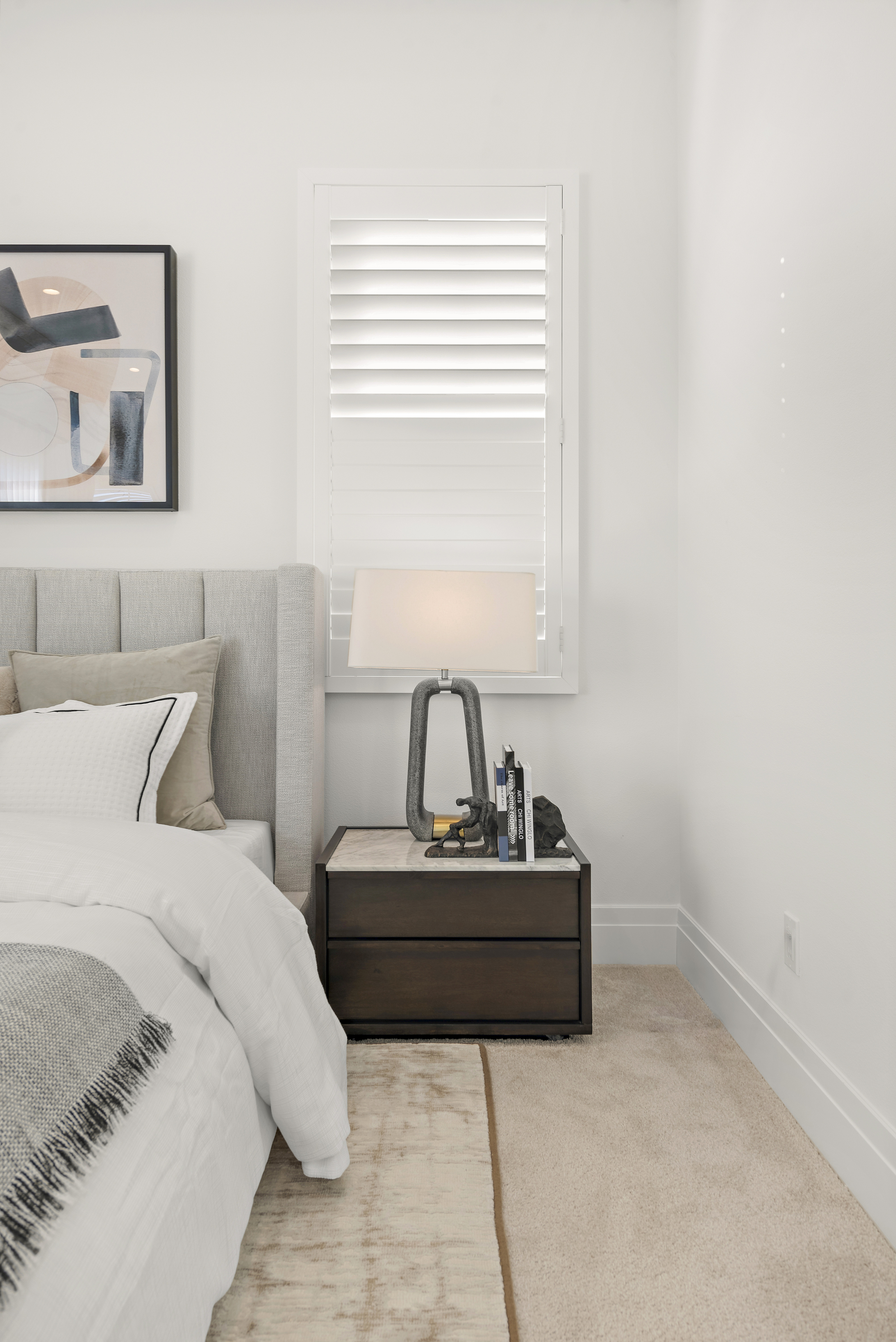 Lustro | Irvine-Daviana Group Lustro | Irvine-Daviana Group