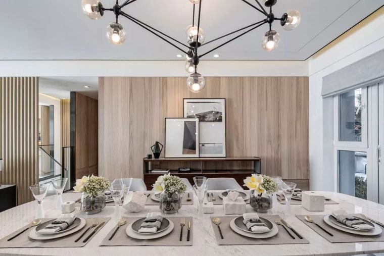 A Simple yet Grateful Villa in Phuket-Daviana Group A Simple yet Grateful Villa in Phuket-Daviana Group