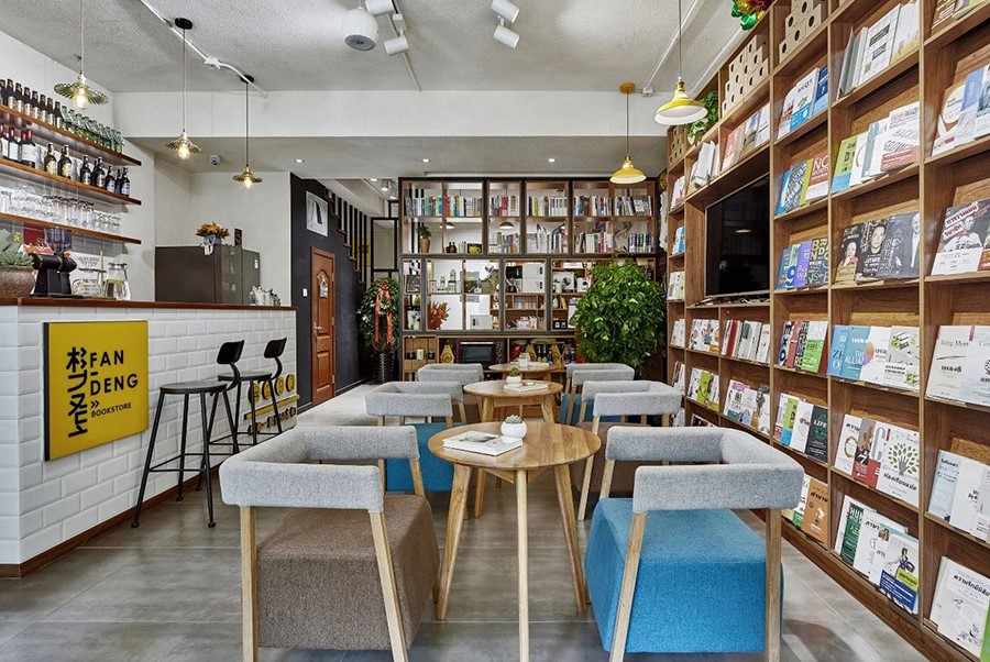 Bangkok Bookstore-Daviana Group