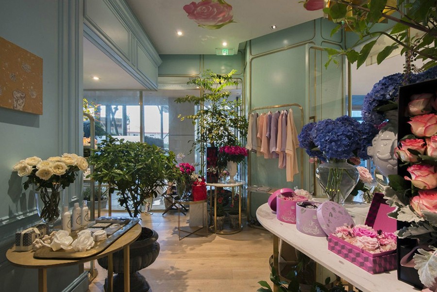 Phuket Patong Flower Shop-Daviana Group Phuket Patong Flower Shop-Daviana Group