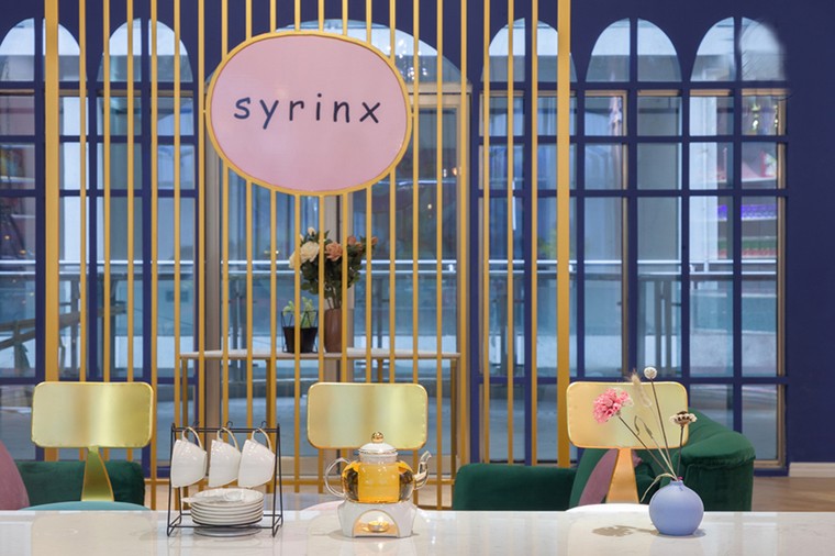 A Modern Light-Luxury Skincare Store-Daviana Group