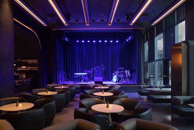 Pattaya Music Bar-Daviana Group