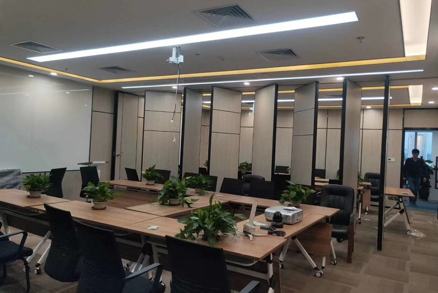 E-commerce Office-Daviana Group E-commerce Office-Daviana Group