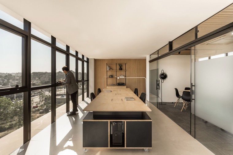 Frank Madeiras Office, Thailand-Daviana Group Frank Madeiras Office, Thailand-Daviana Group