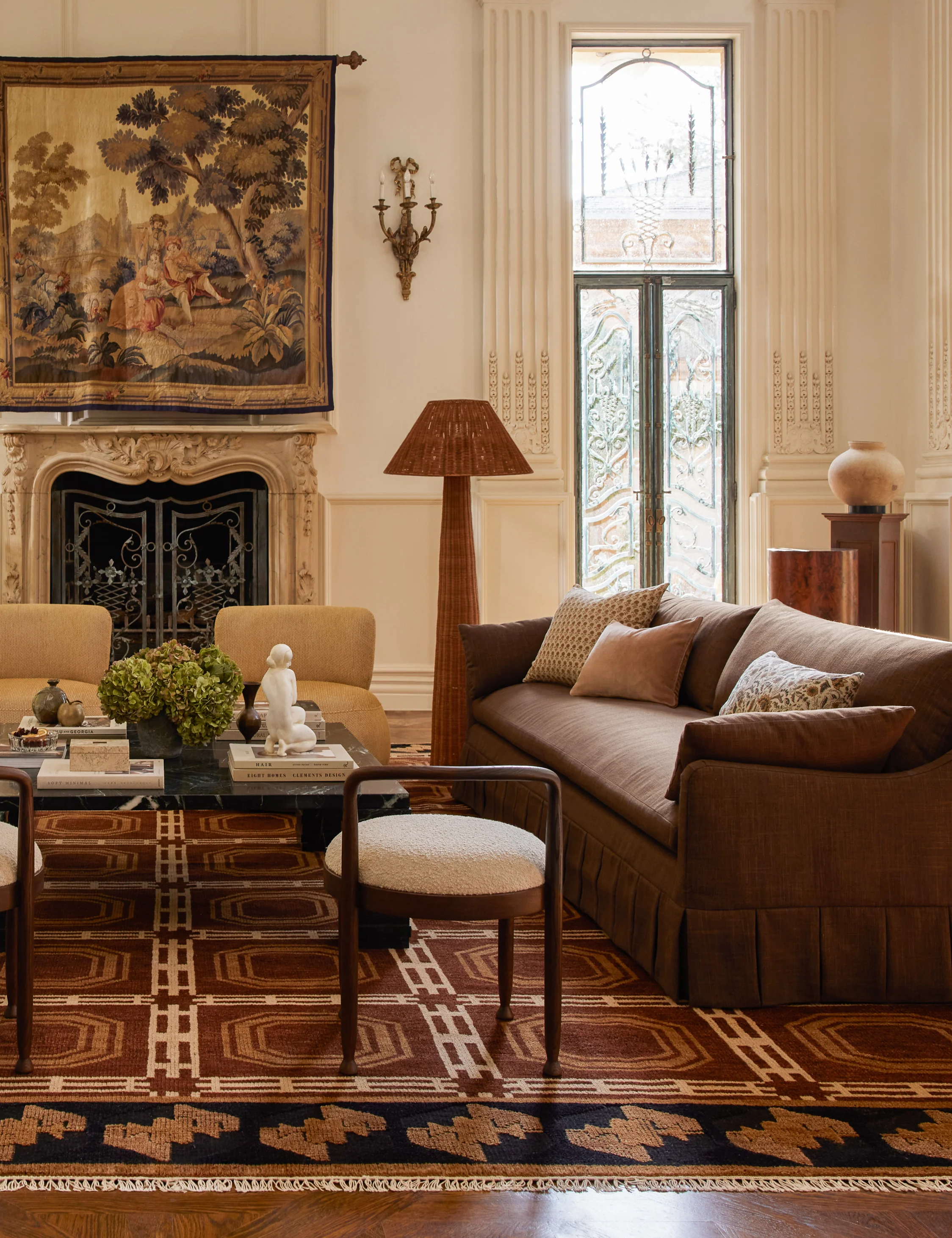 Classic Designer Sofa Classic Designer Sofa