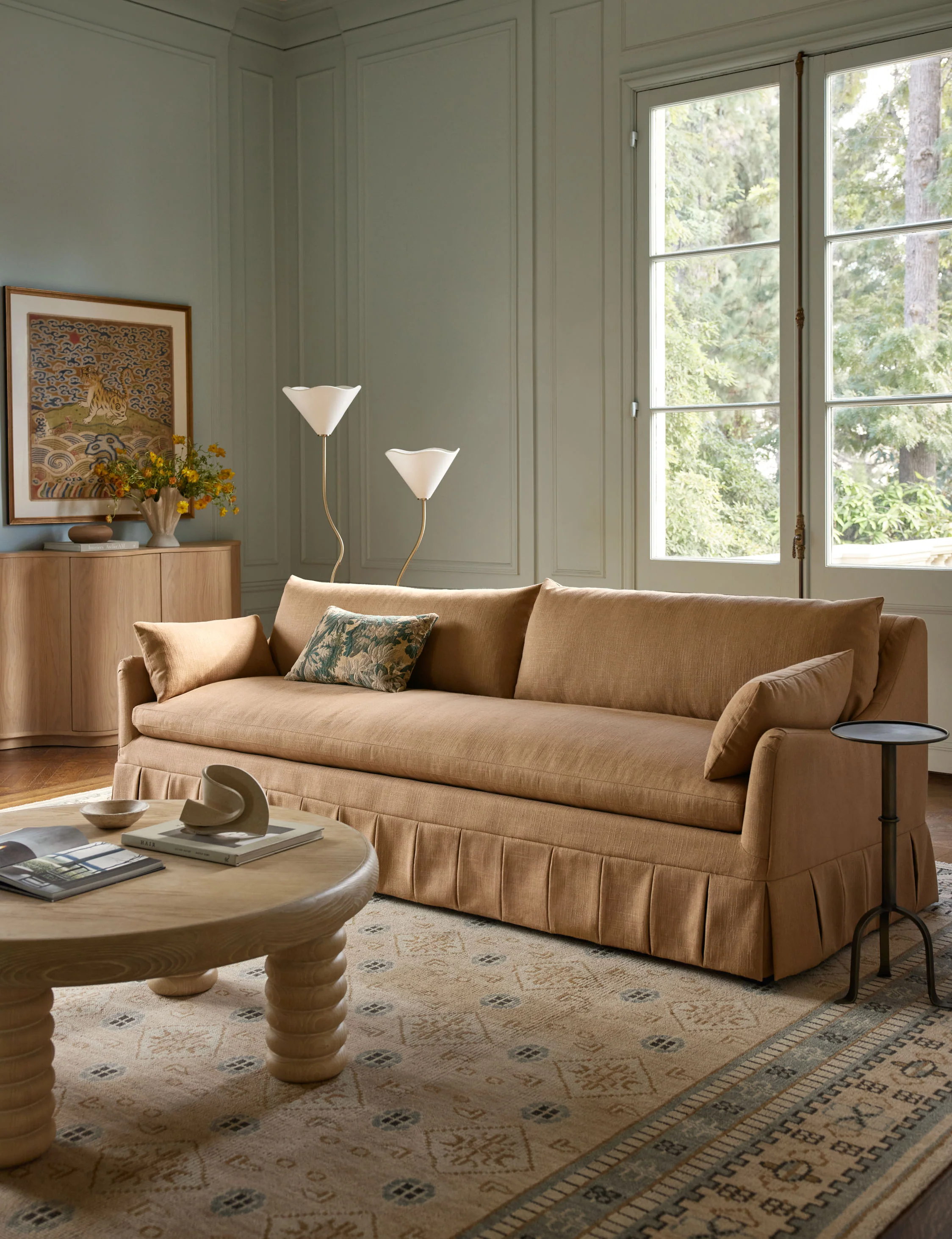Classic Designer Sofa Classic Designer Sofa
