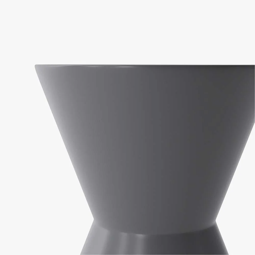 Modern Minimalist Round Side Table Modern Minimalist Round Side Table