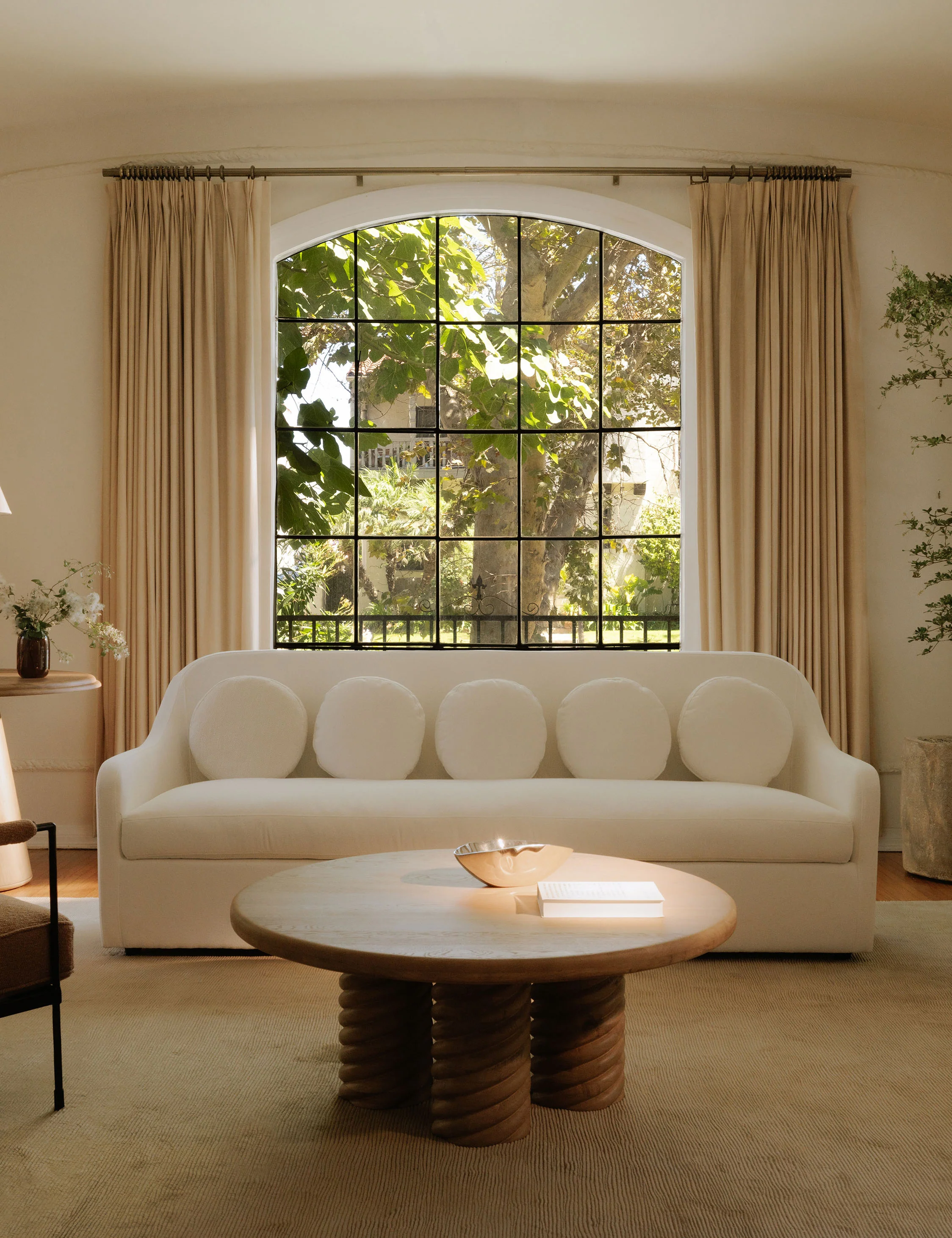 White Fabric Sofa White Fabric Sofa