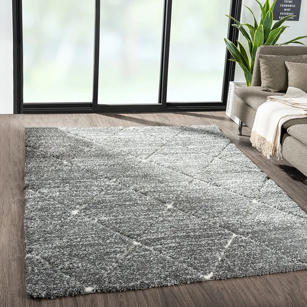 Modern Minimalist Diamond Shaped Rug Modern Minimalist Diamond Shaped Rug