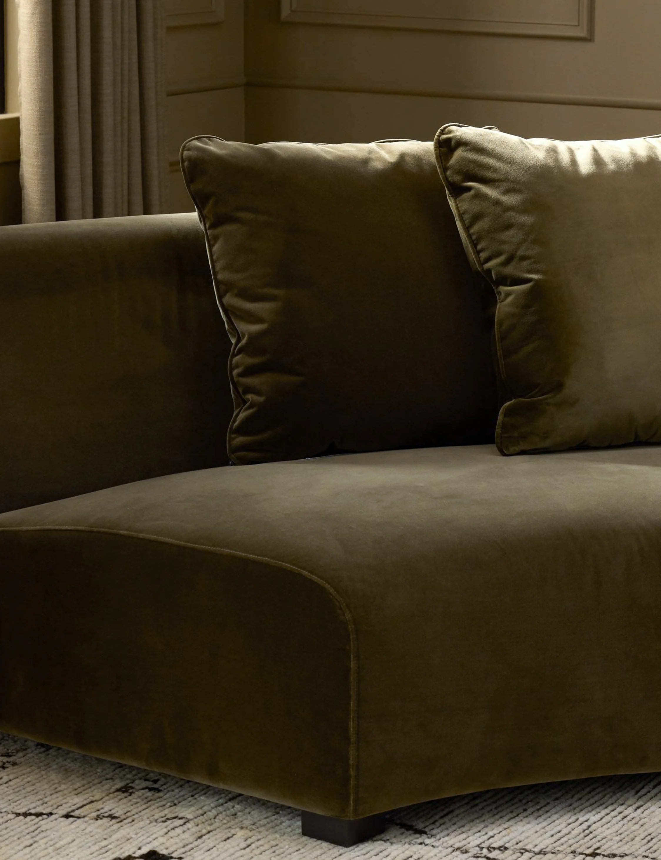 2-Piece Modern Curved Sectional Sofa 2-Piece Modern Curved Sectional Sofa