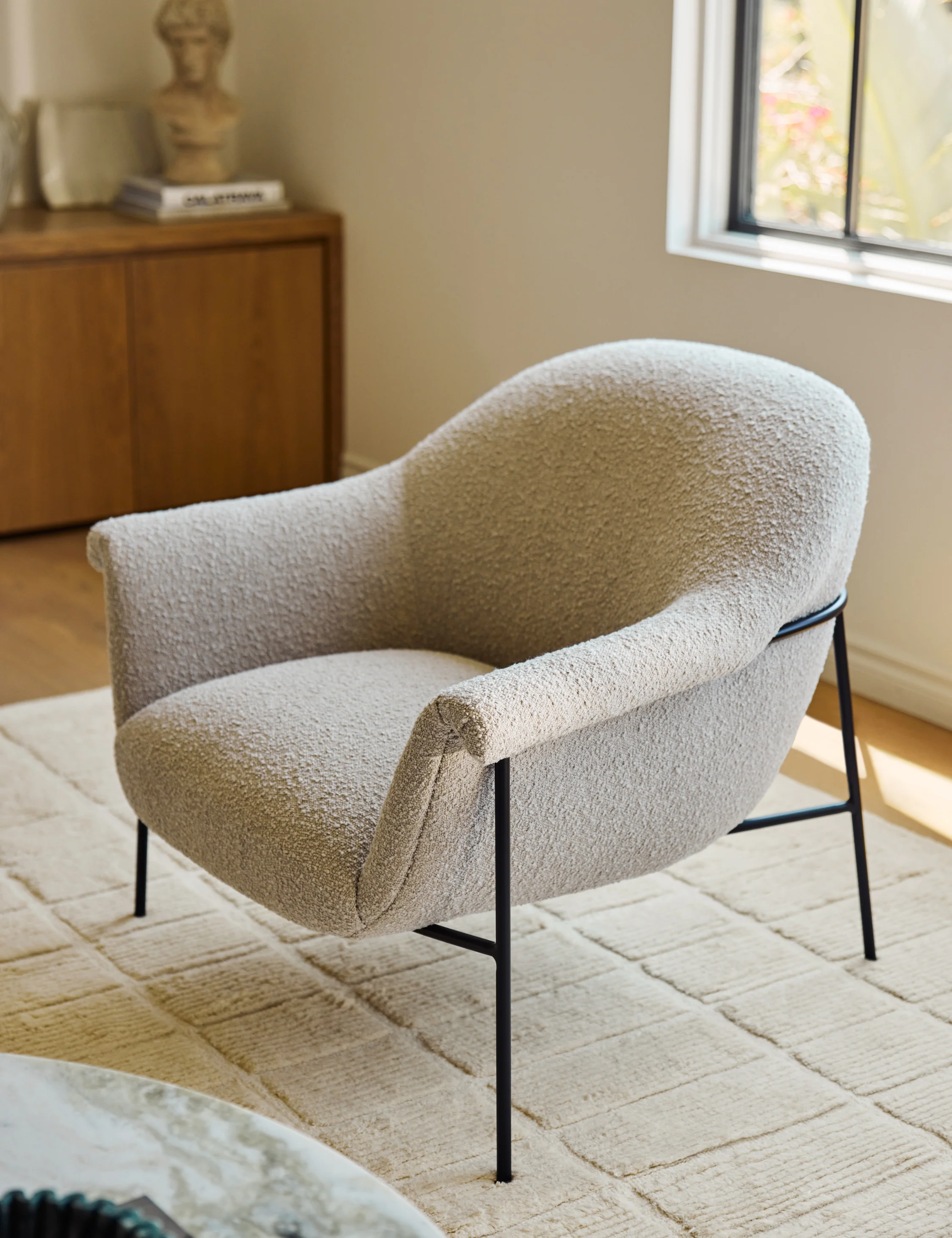 Accent Chairs for Bedrooms